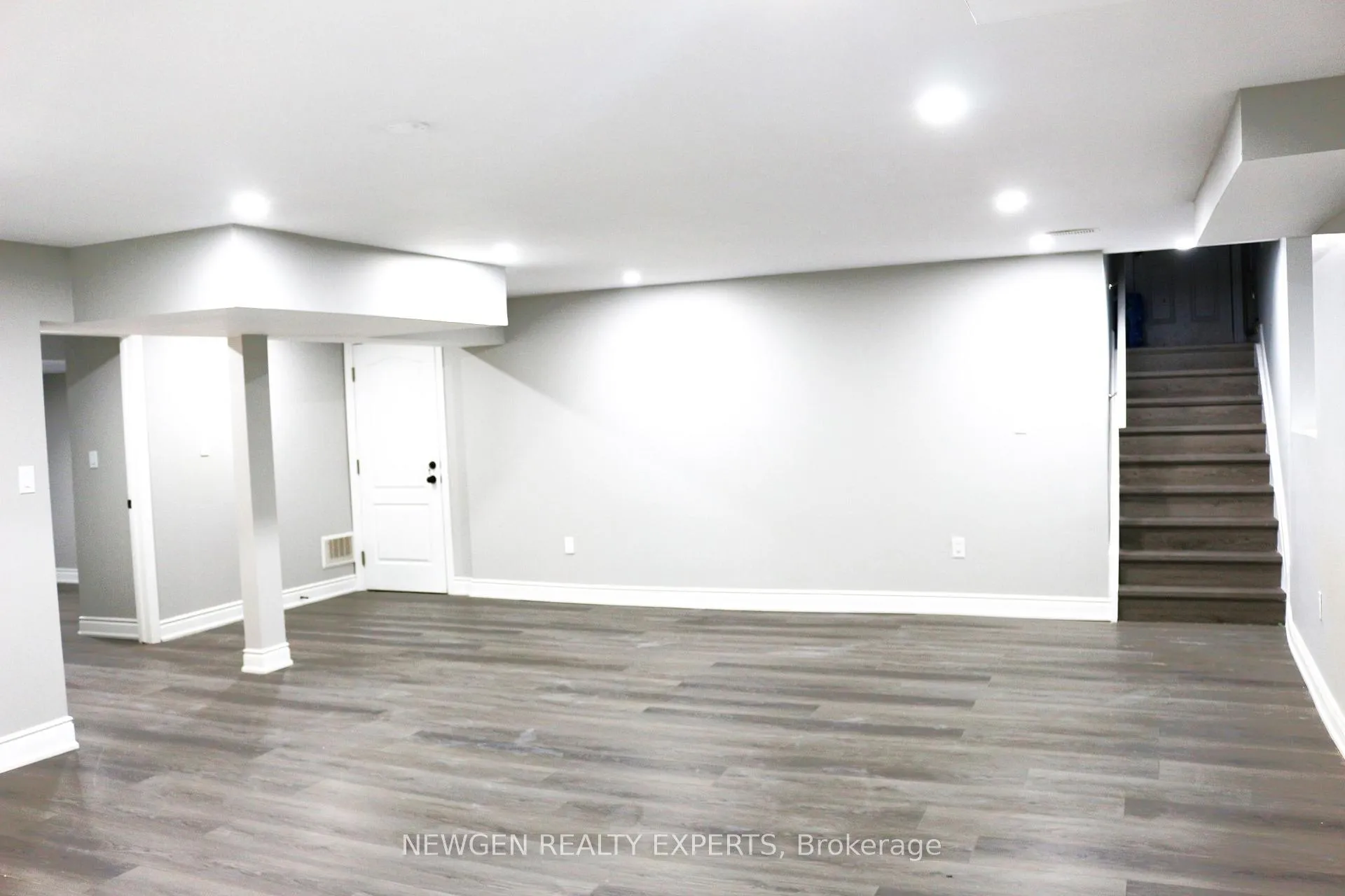 Photo 9 of 100 Rising Hill (bsmnt) Ridge, Brampton, Sandringham-Wellington — HOMEH