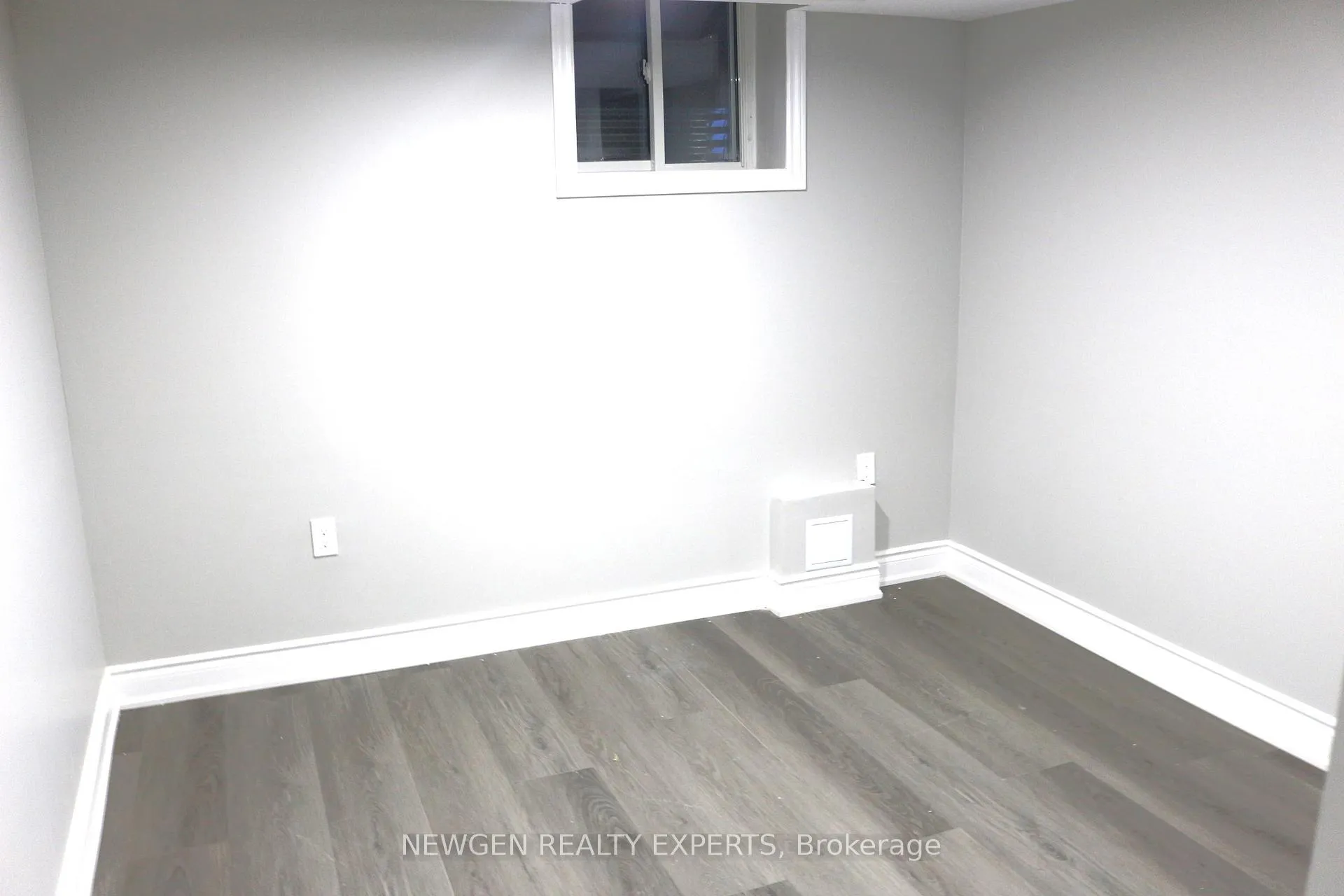Photo 15 of 100 Rising Hill (bsmnt) Ridge, Brampton, Sandringham-Wellington — HOMEH