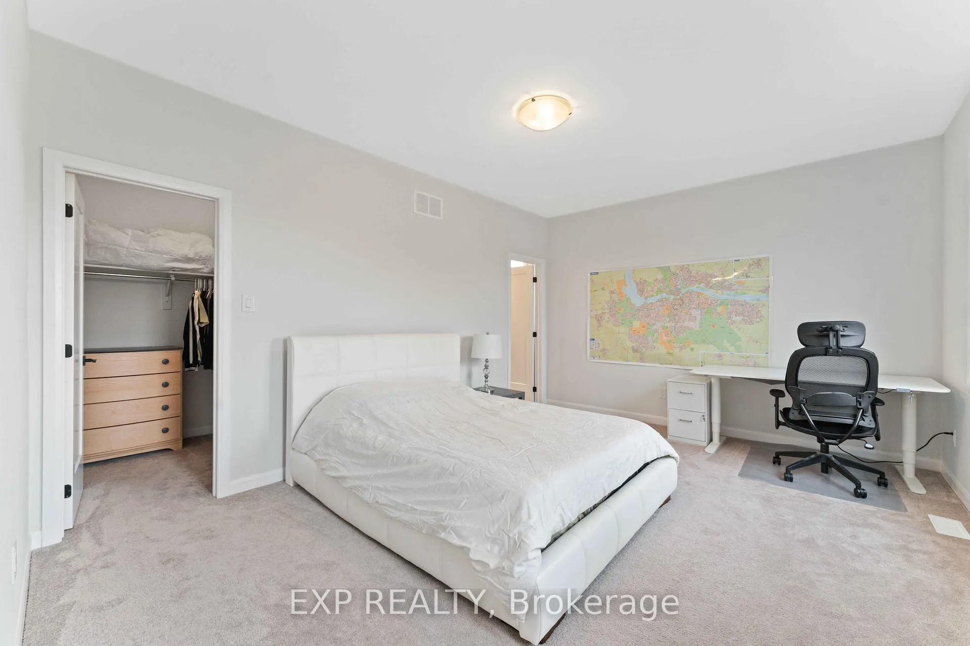 Photo 13 of 700 Coast Circle, Ottawa, Mahogany Community — HOMEH