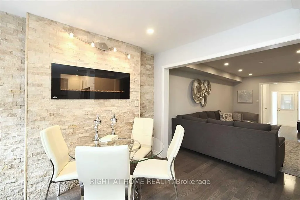 Photo 12 of 70 Keystar Court, Vaughan, Vellore Village — HOMEH