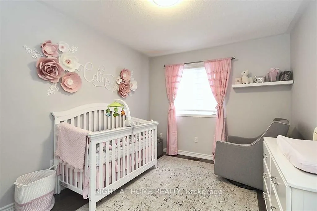 Photo 21 of 70 Keystar Court, Vaughan, Vellore Village — HOMEH