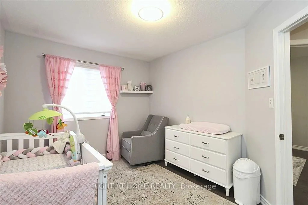 Photo 22 of 70 Keystar Court, Vaughan, Vellore Village — HOMEH