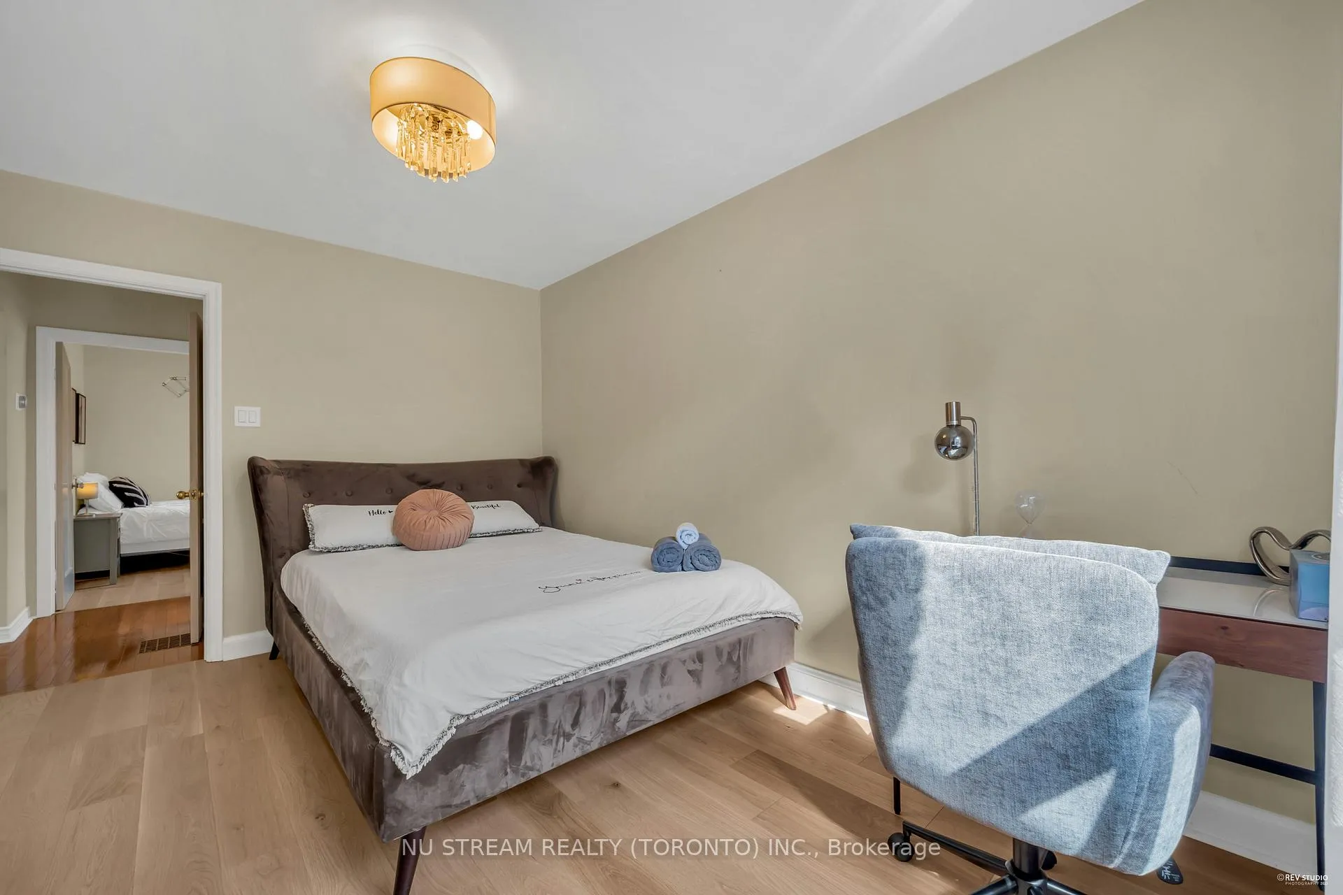 Photo 5 of Unit main floor, 5 Highvale Road, Scarborough, Clairlea-Birchmount — HOMEH