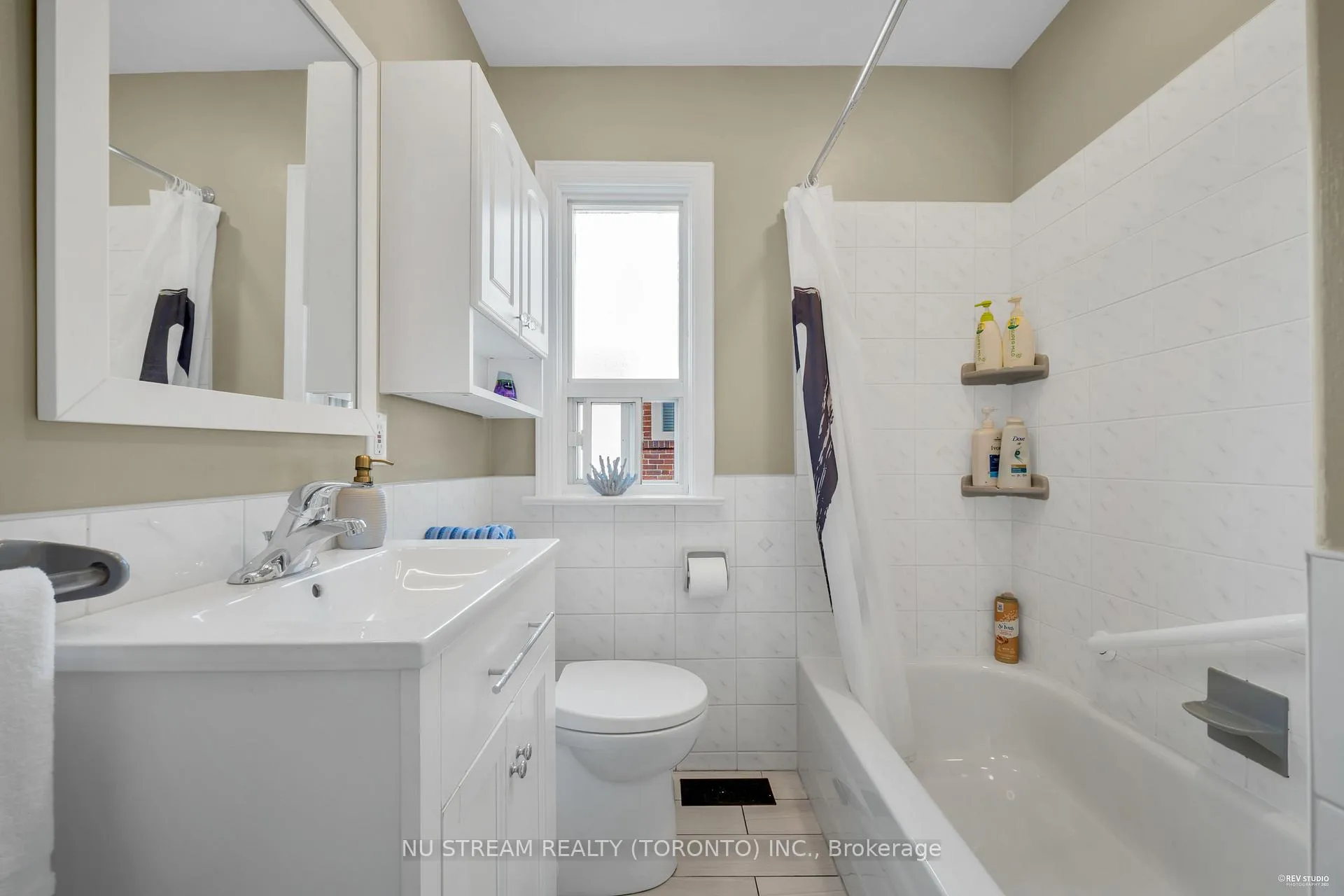 Photo 12 of Unit main floor, 5 Highvale Road, Scarborough, Clairlea-Birchmount — HOMEH