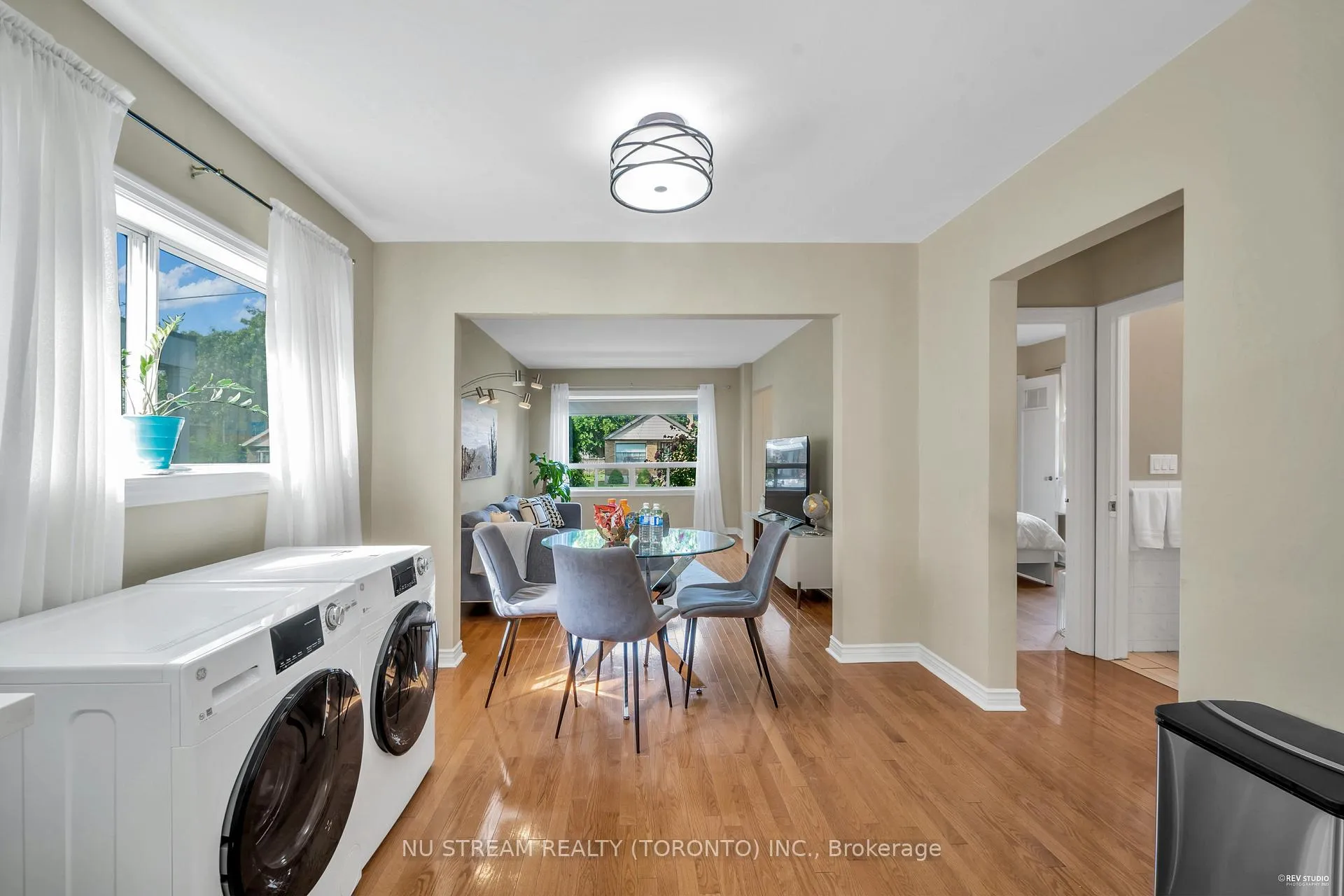 Photo 13 of Unit main floor, 5 Highvale Road, Scarborough, Clairlea-Birchmount — HOMEH