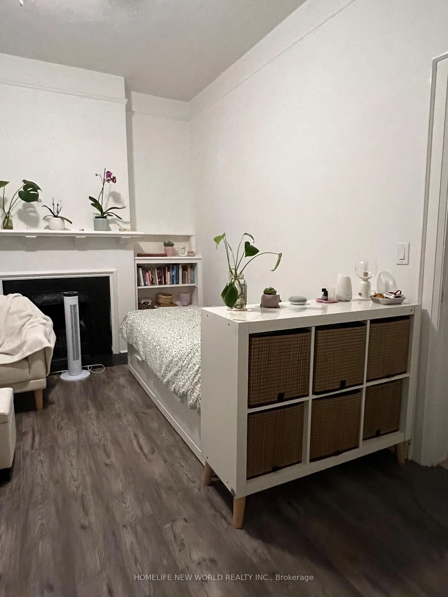 Photo 4 of Unit 1, 96 Wheeler Avenue, Toronto, The Beaches — HOMEH
