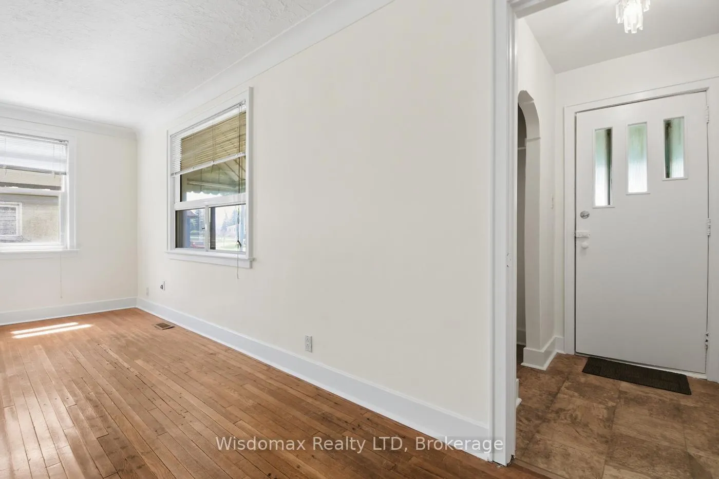 Photo 6 of 108 Queen Street S, Thorold, Thorold Downtown — HOMEH
