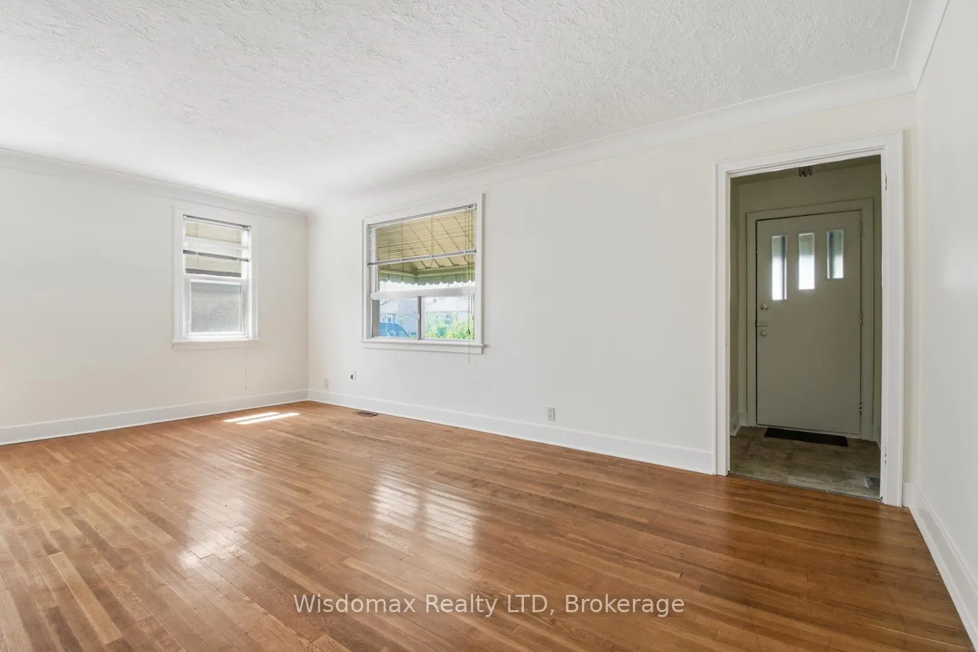 Photo 7 of 108 Queen Street S, Thorold, Thorold Downtown — HOMEH