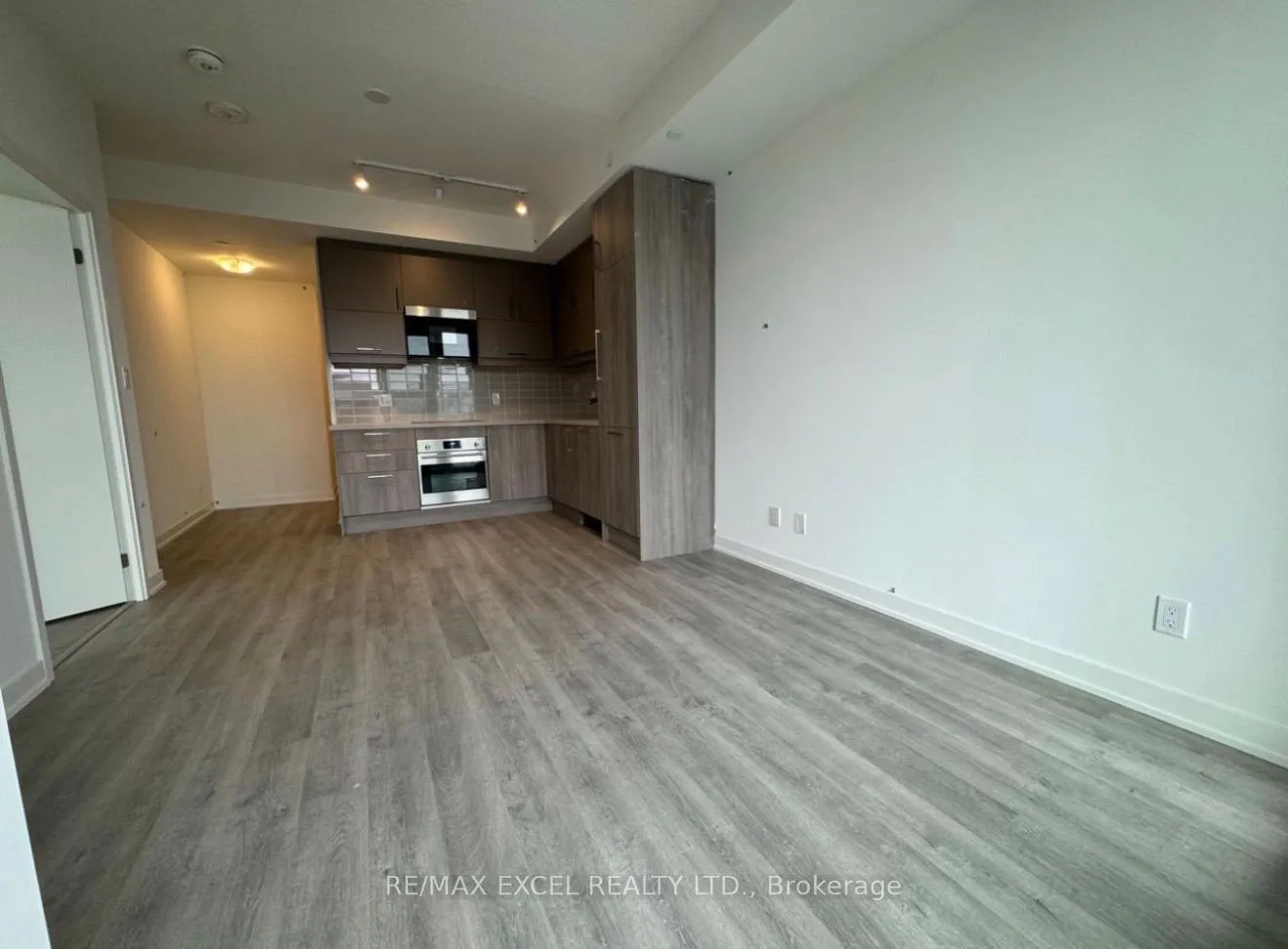 Photo 2 of Unit 1716, 292 Verdale Crossing, Markham, Unionville — HOMEH