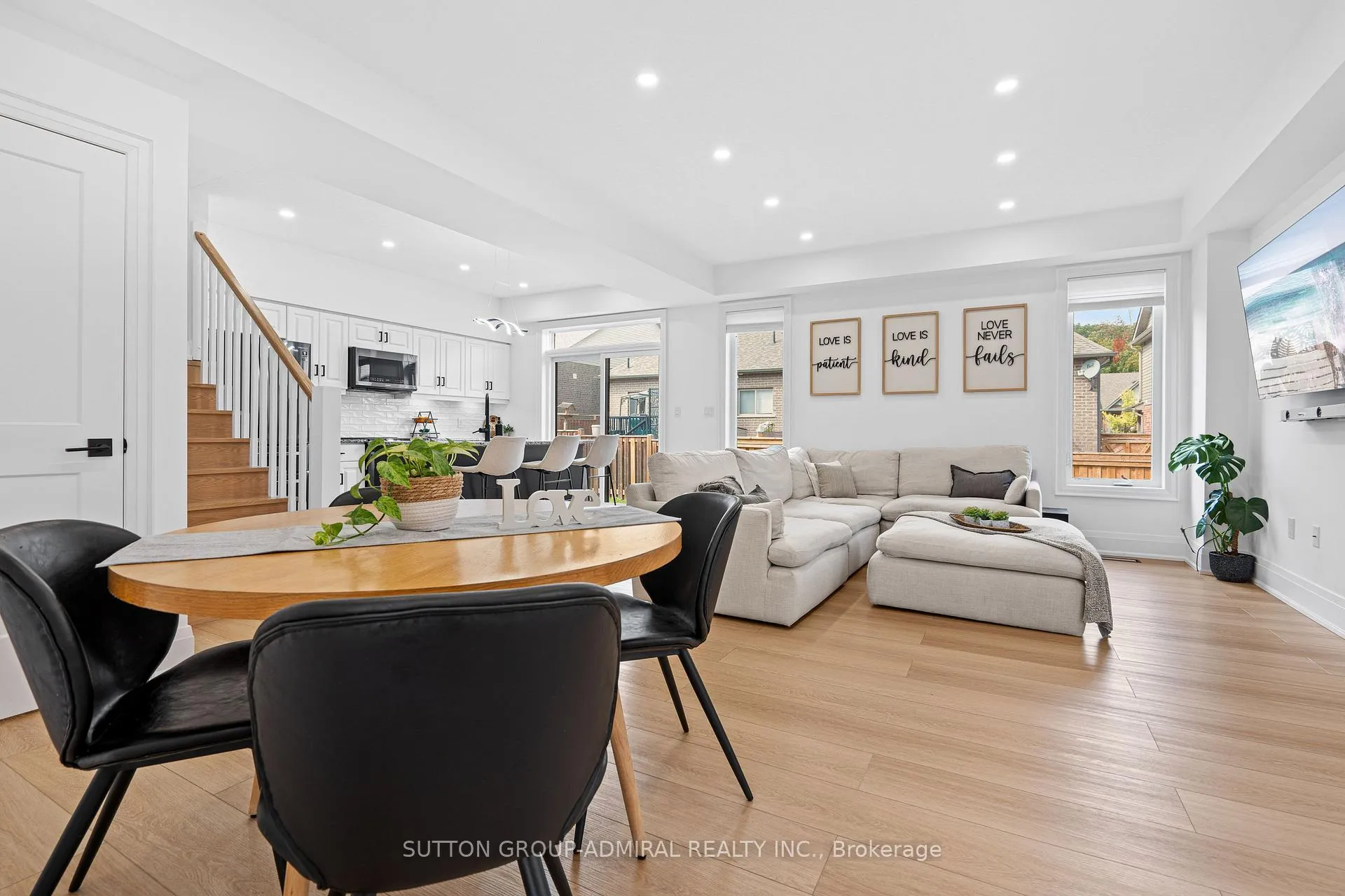Photo 4 of 1026 Wright Drive, Midland — HOMEH