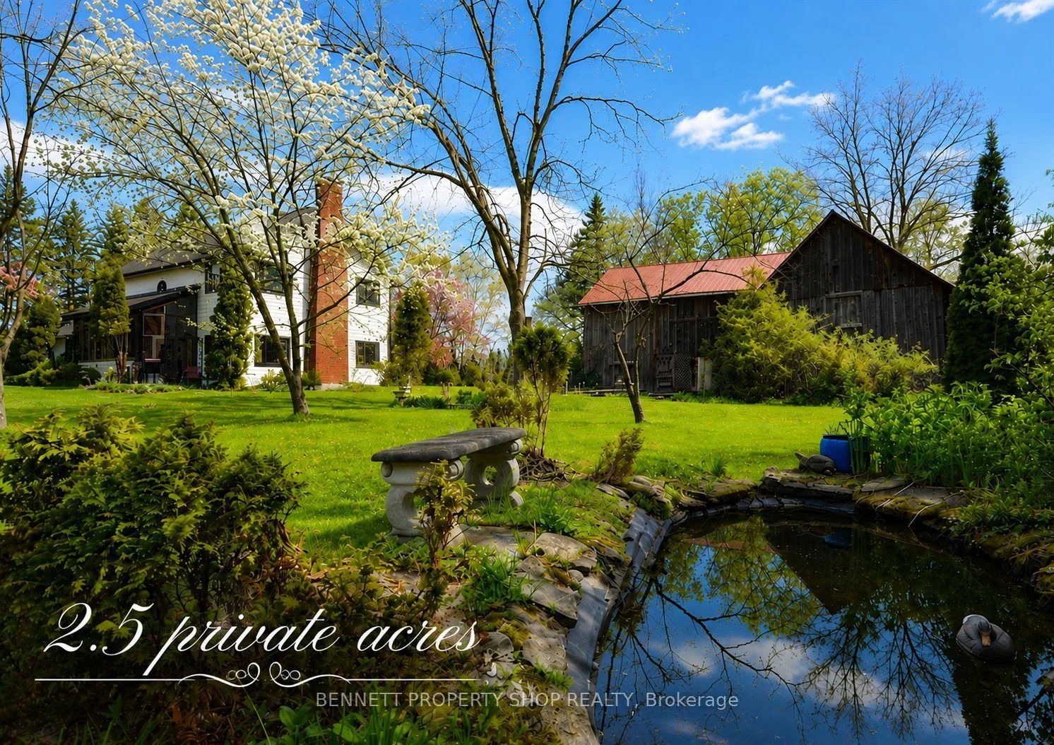Photo of 5696 Rideau Valley Drive