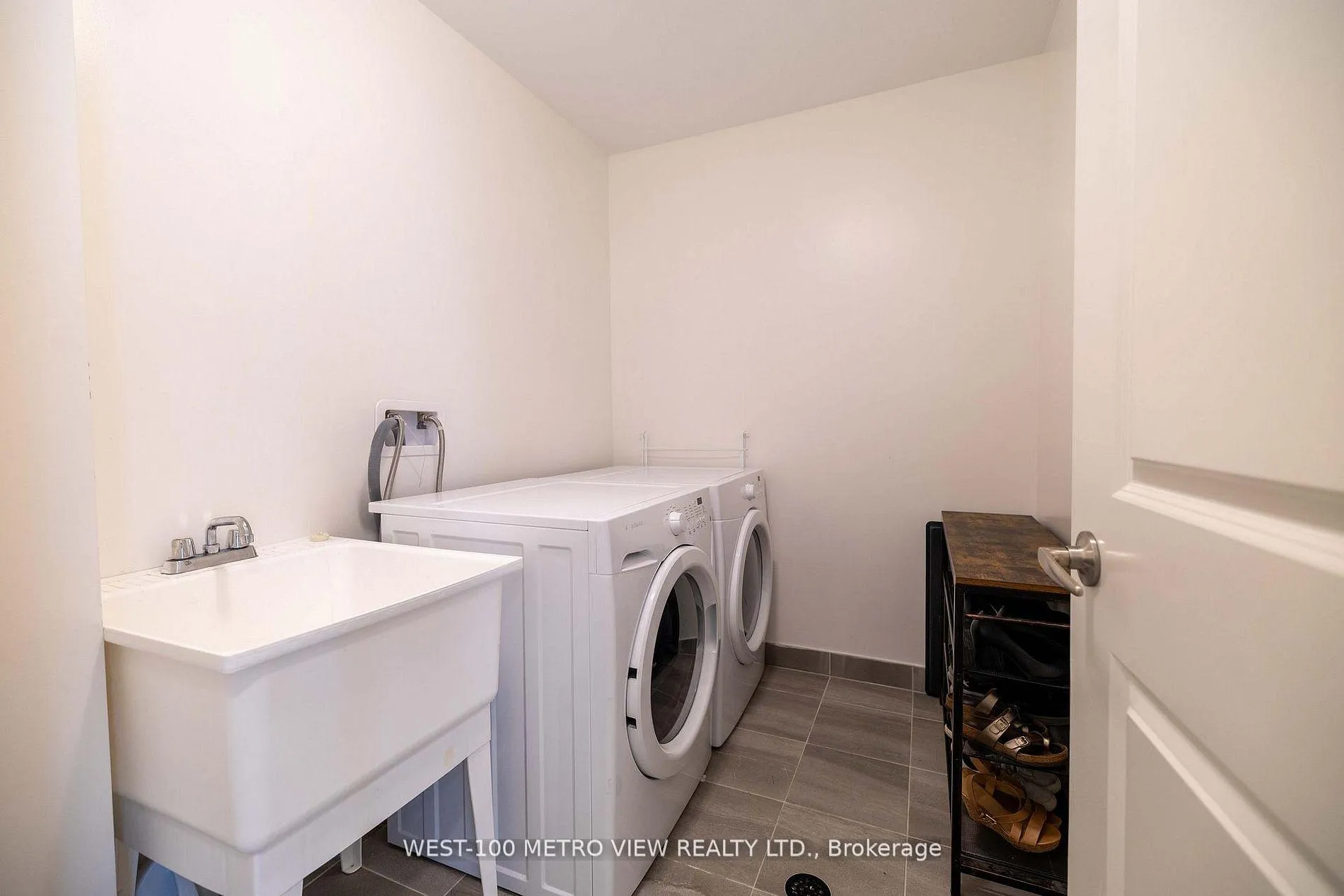Photo 21 of 3141 Ernest Appelbe Boulevard, Oakville, Glenorchy — HOMEH