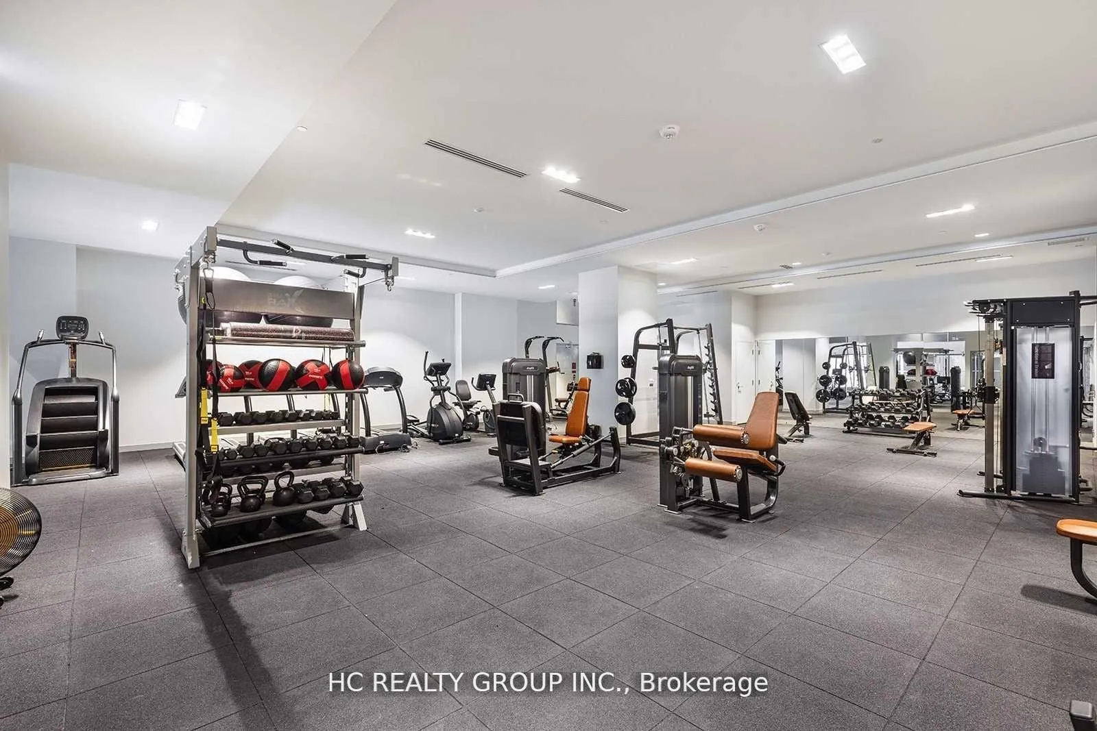 Photo 13 of Unit 713, 3 Gloucester Street, Toronto, Church-Yonge Corridor — HOMEH