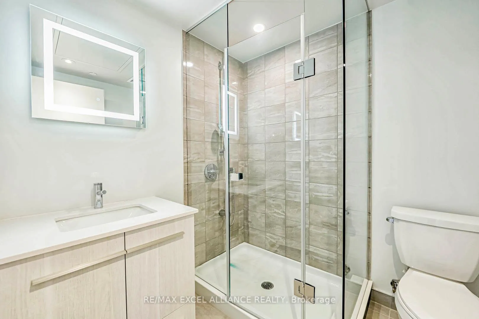 Photo 22 of Unit 1002, 8 Cumberland Street, Toronto, The Annex — HOMEH