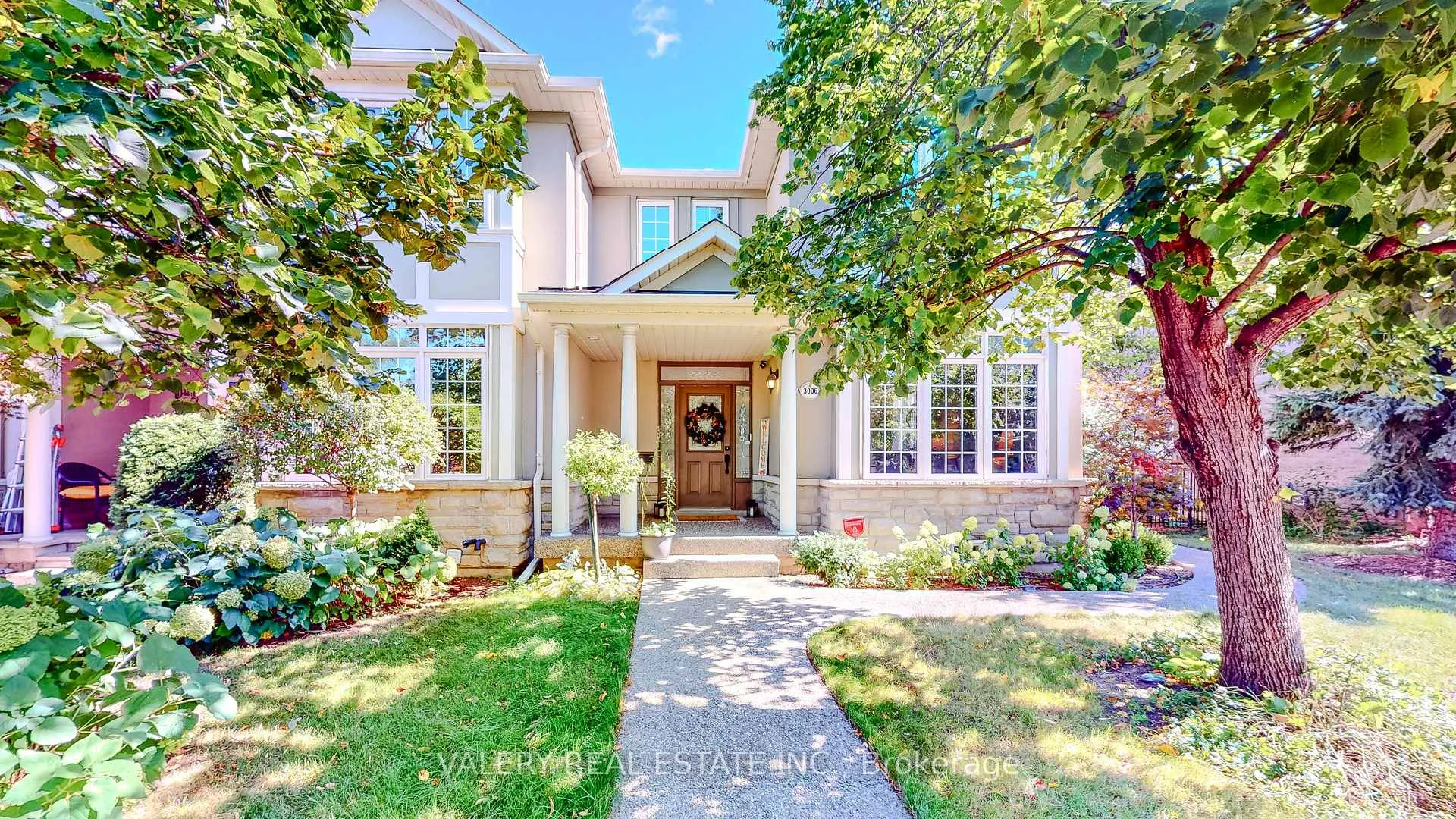 Photo 1 of 3006 Richview Boulevard, Oakville, Bronte Creek — HOMEH