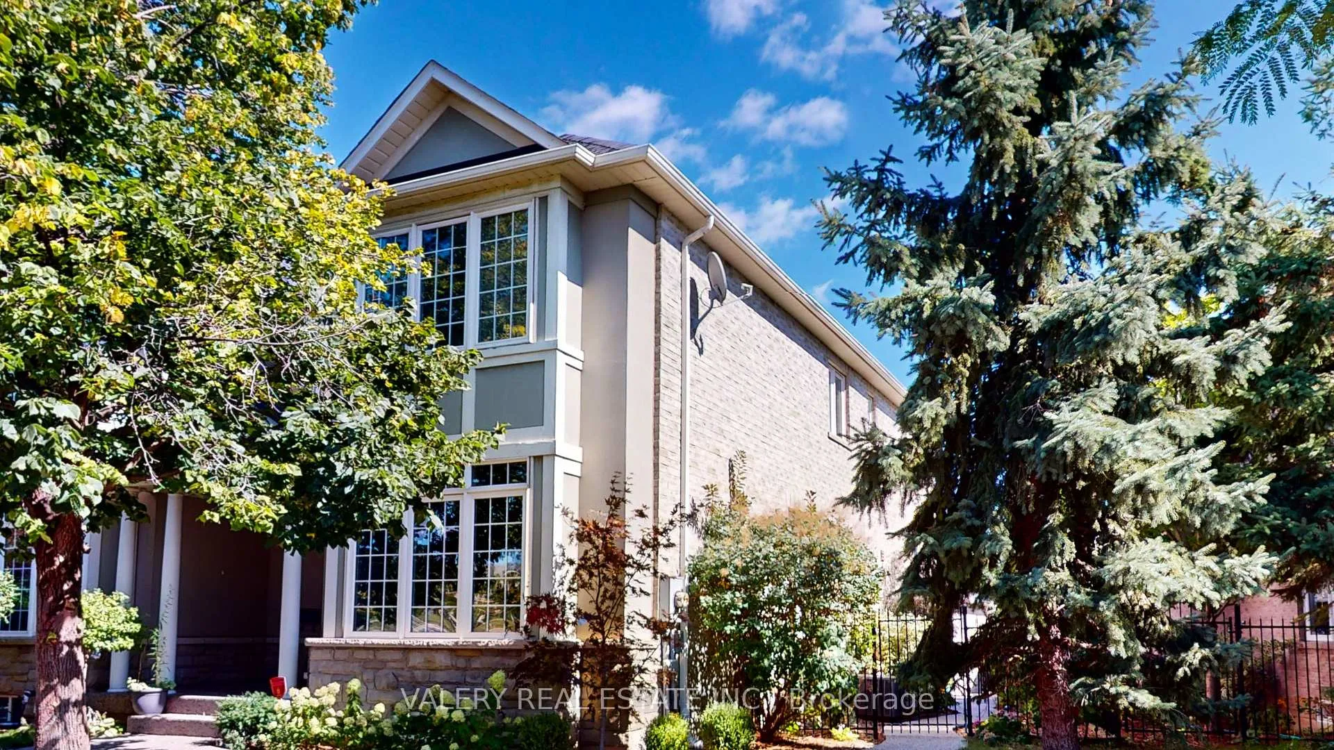 Photo 4 of 3006 Richview Boulevard, Oakville, Bronte Creek — HOMEH