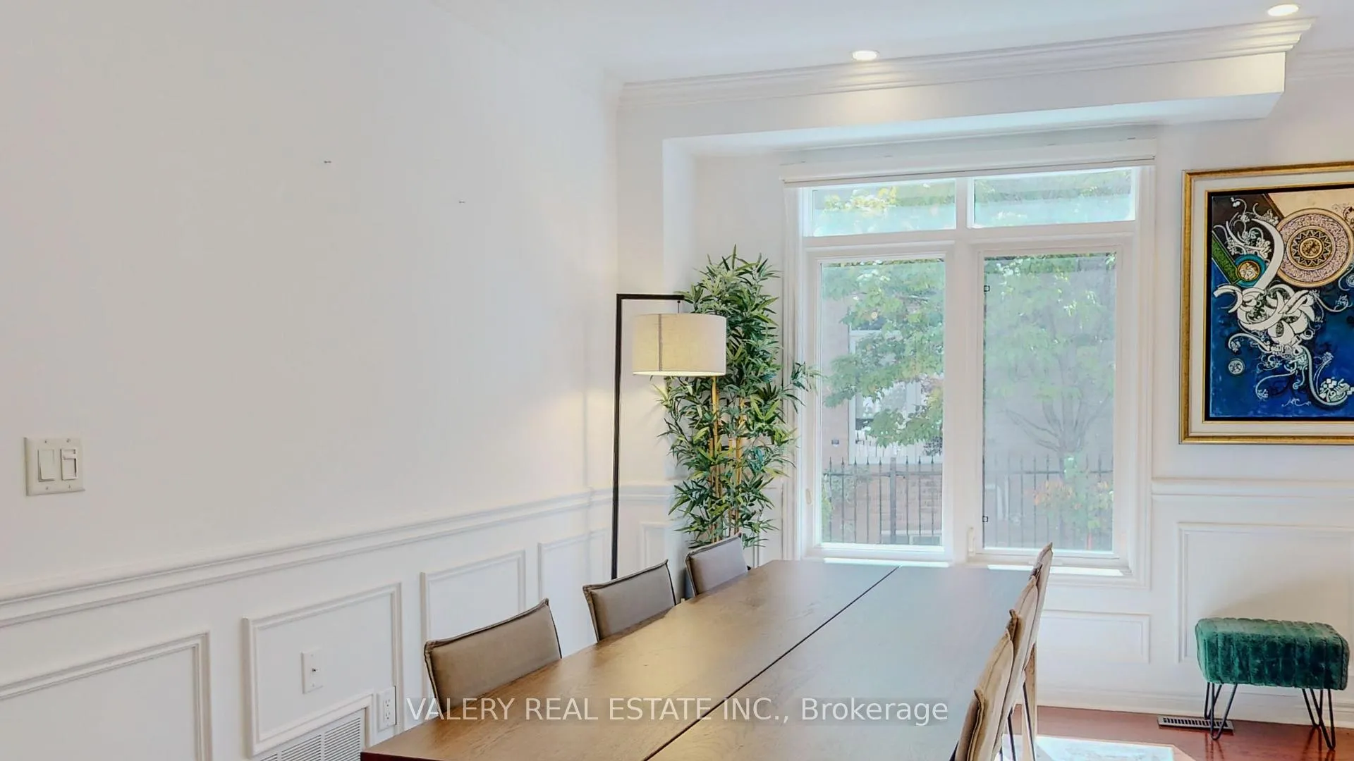 Photo 9 of 3006 Richview Boulevard, Oakville, Bronte Creek — HOMEH