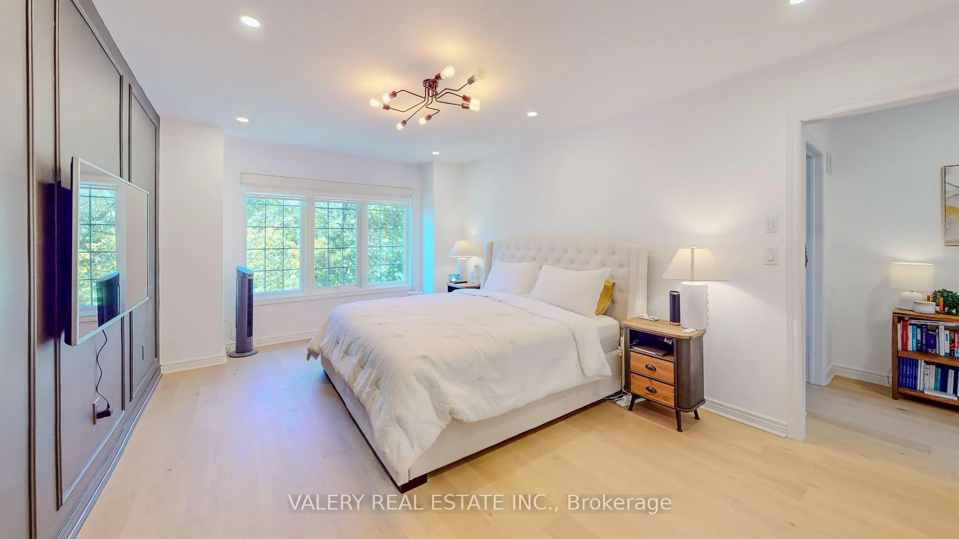 Photo 23 of 3006 Richview Boulevard, Oakville, Bronte Creek — HOMEH
