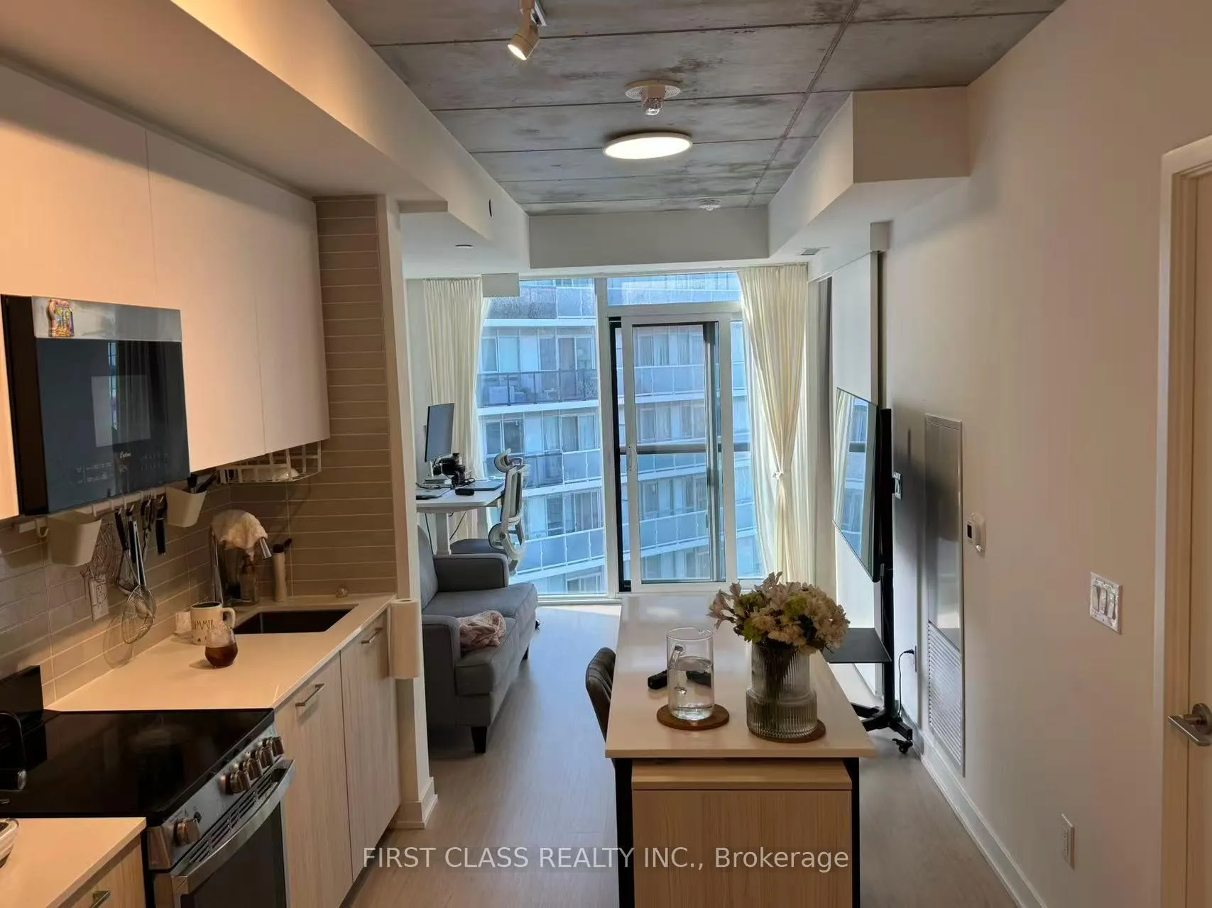 Photo 8 of Unit 3108, 65 Mutual Street, Toronto, Church-Yonge Corridor — HOMEH