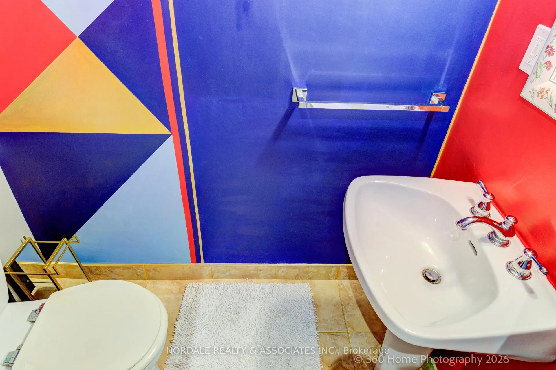 Photo 25 of 170 Howland Avenue, Toronto, The Annex — HOMEH