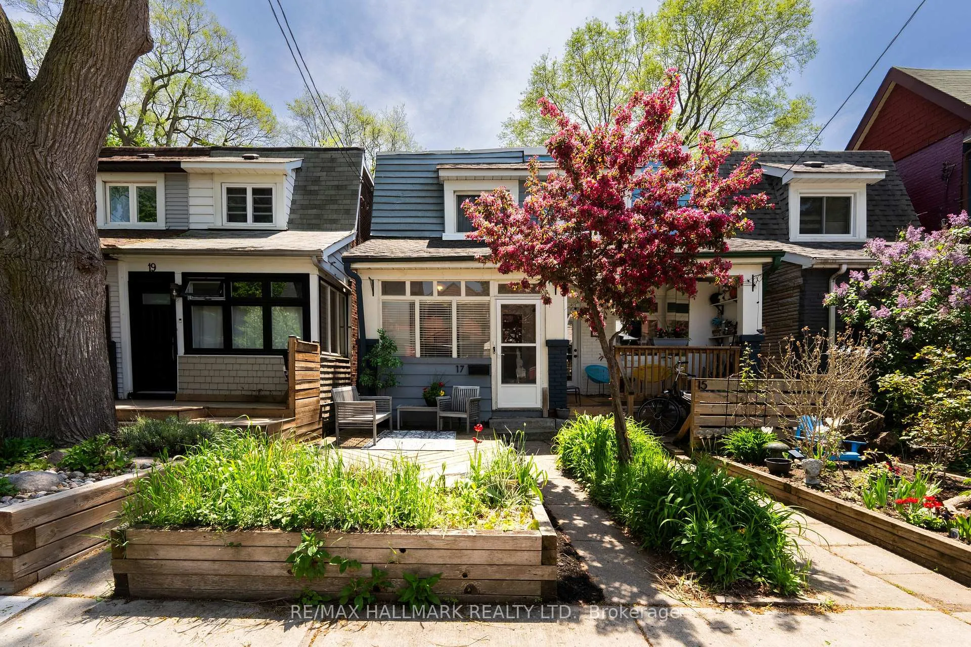 Photo 1 of 17 Mountalan Avenue, Toronto, Greenwood-Coxwell — HOMEH