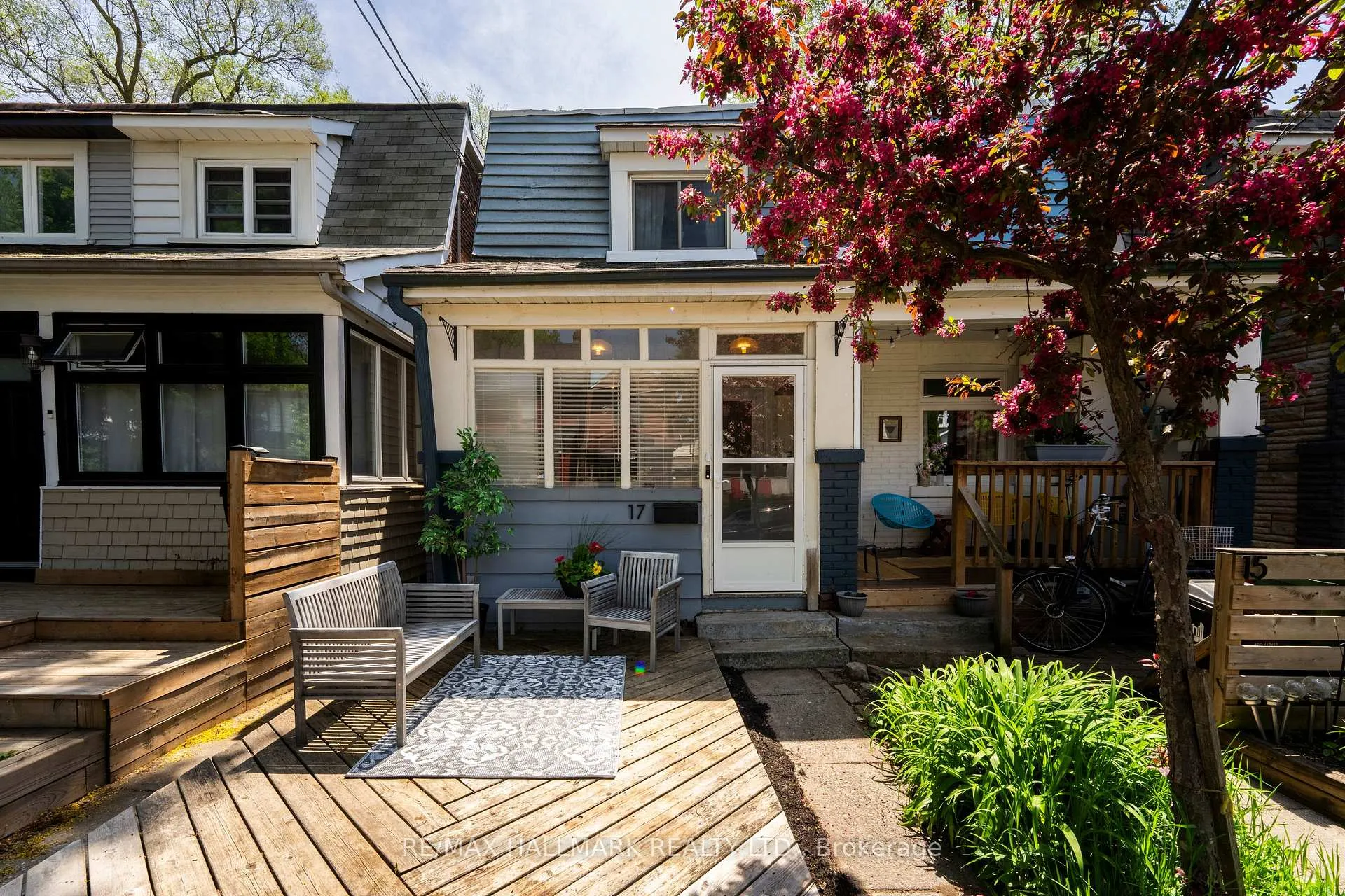 Photo 2 of 17 Mountalan Avenue, Toronto, Greenwood-Coxwell — HOMEH