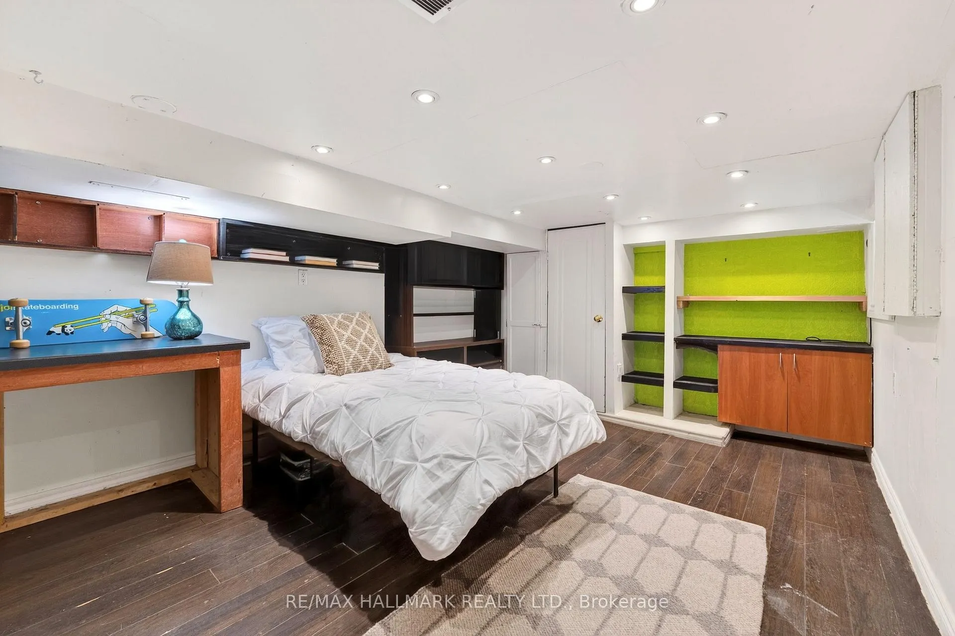 Photo 31 of 17 Mountalan Avenue, Toronto, Greenwood-Coxwell — HOMEH