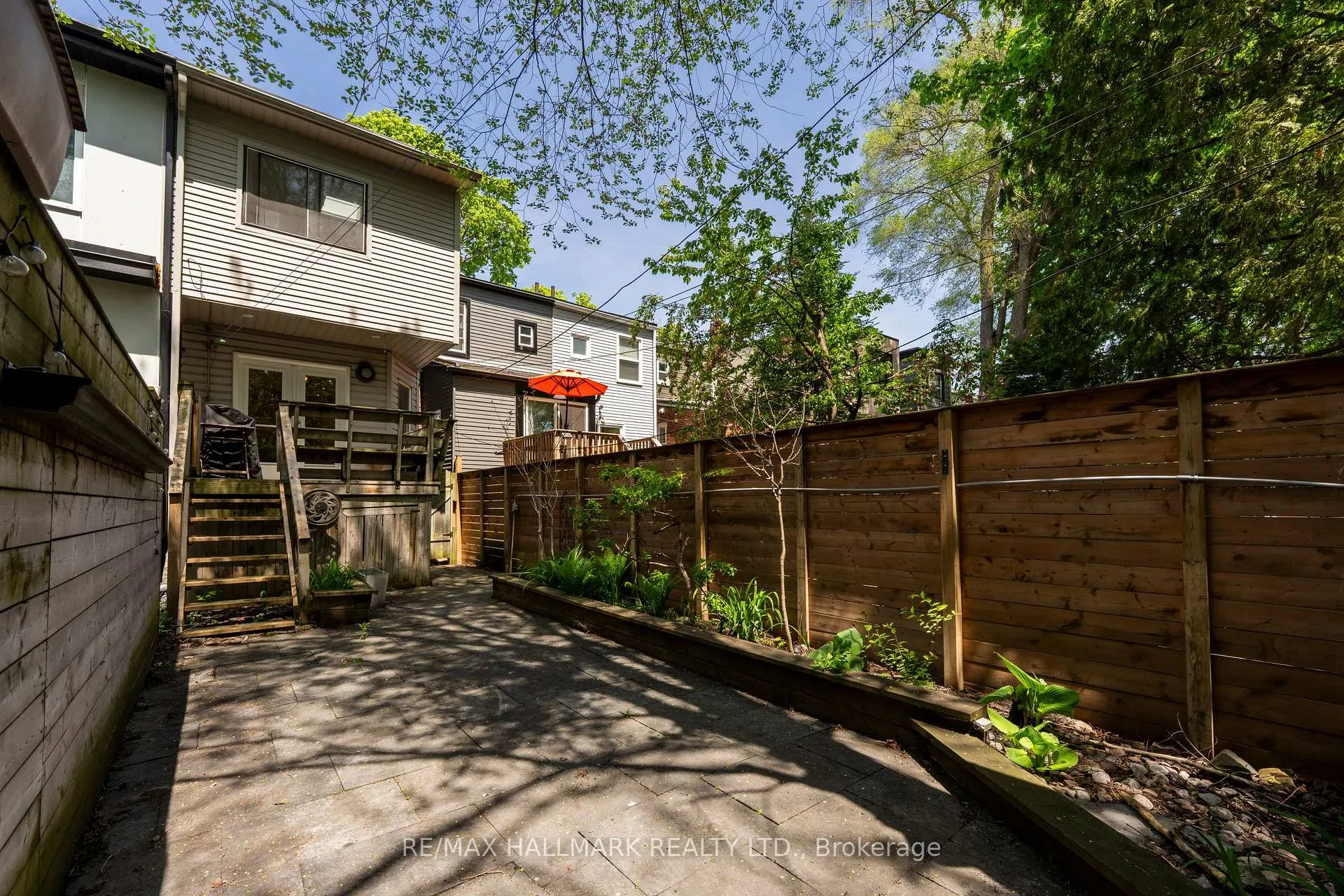 Photo 37 of 17 Mountalan Avenue, Toronto, Greenwood-Coxwell — HOMEH