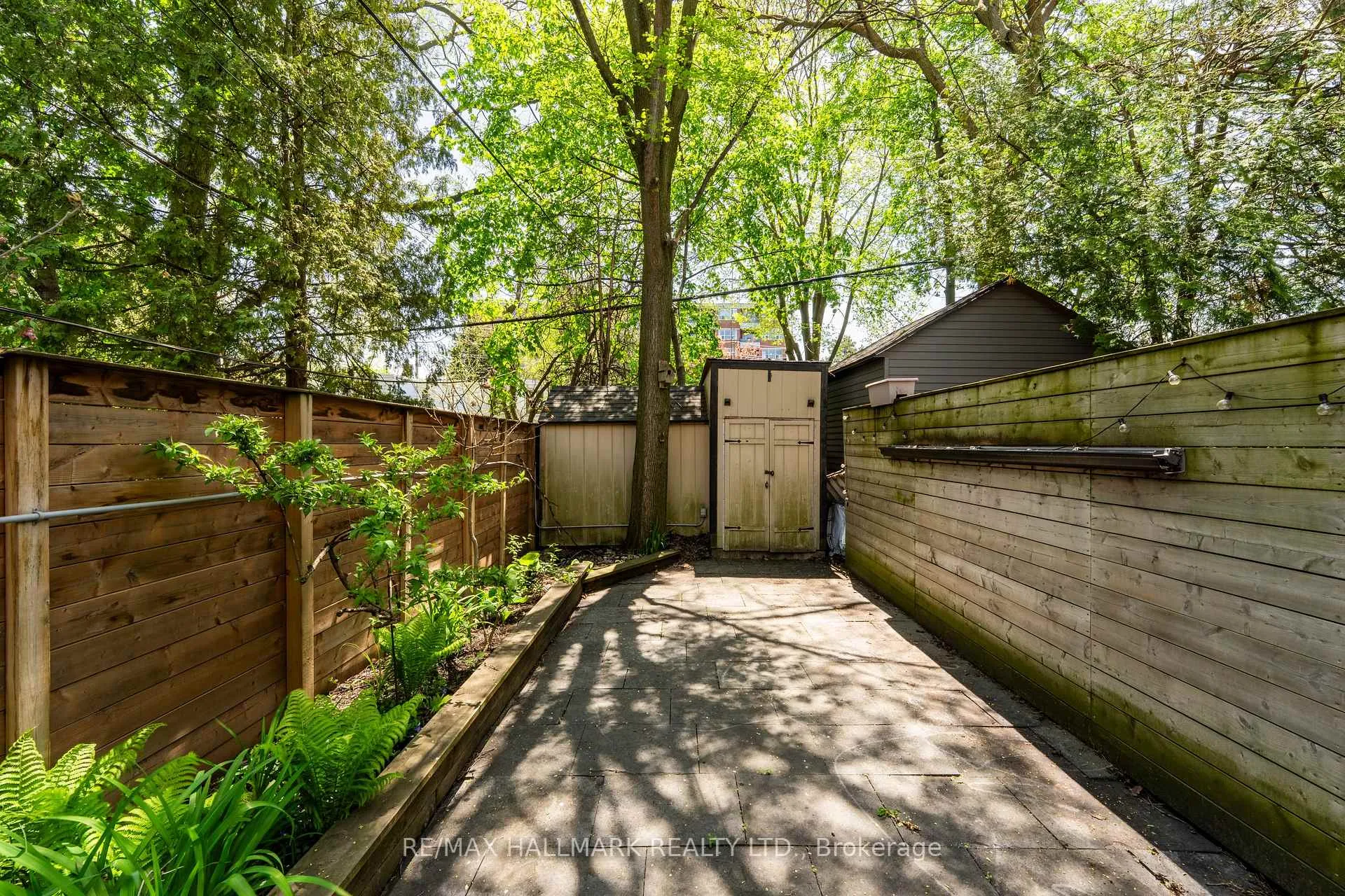 Photo 40 of 17 Mountalan Avenue, Toronto, Greenwood-Coxwell — HOMEH