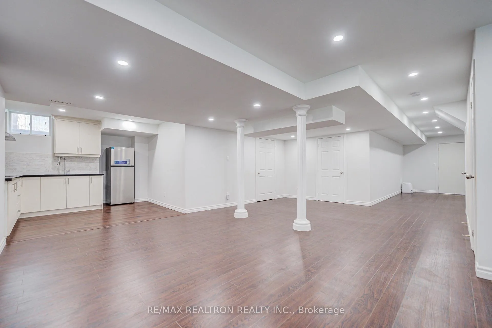 Photo 41 of 361 Lauderdale Drive, Vaughan, Patterson — HOMEH
