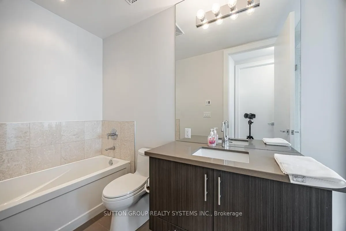 Photo 21 of Unit 1008, 29 Queens Quay E, Toronto, Waterfront Communities — HOMEH