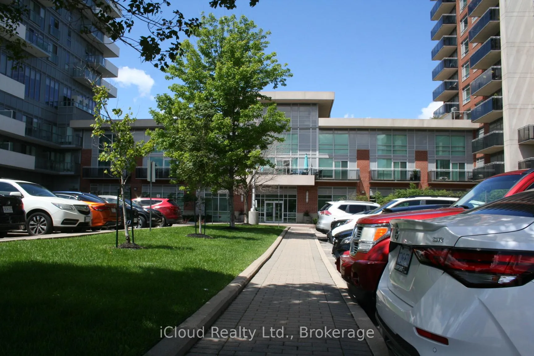 Photo 7 of Unit 2001, 215 Queen Street E, Brampton, Queen Street Corridor — HOMEH