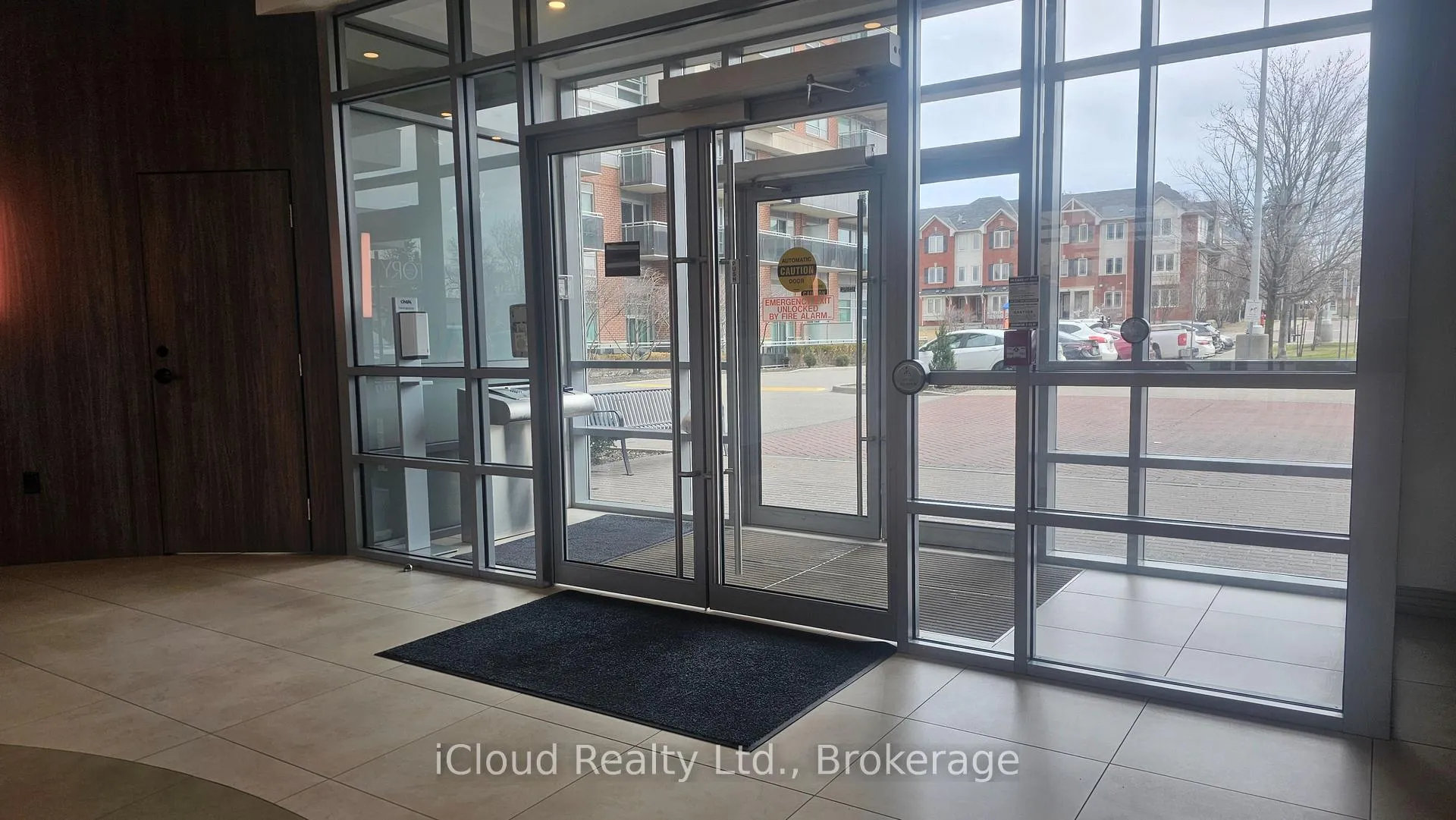 Photo 8 of Unit 2001, 215 Queen Street E, Brampton, Queen Street Corridor — HOMEH