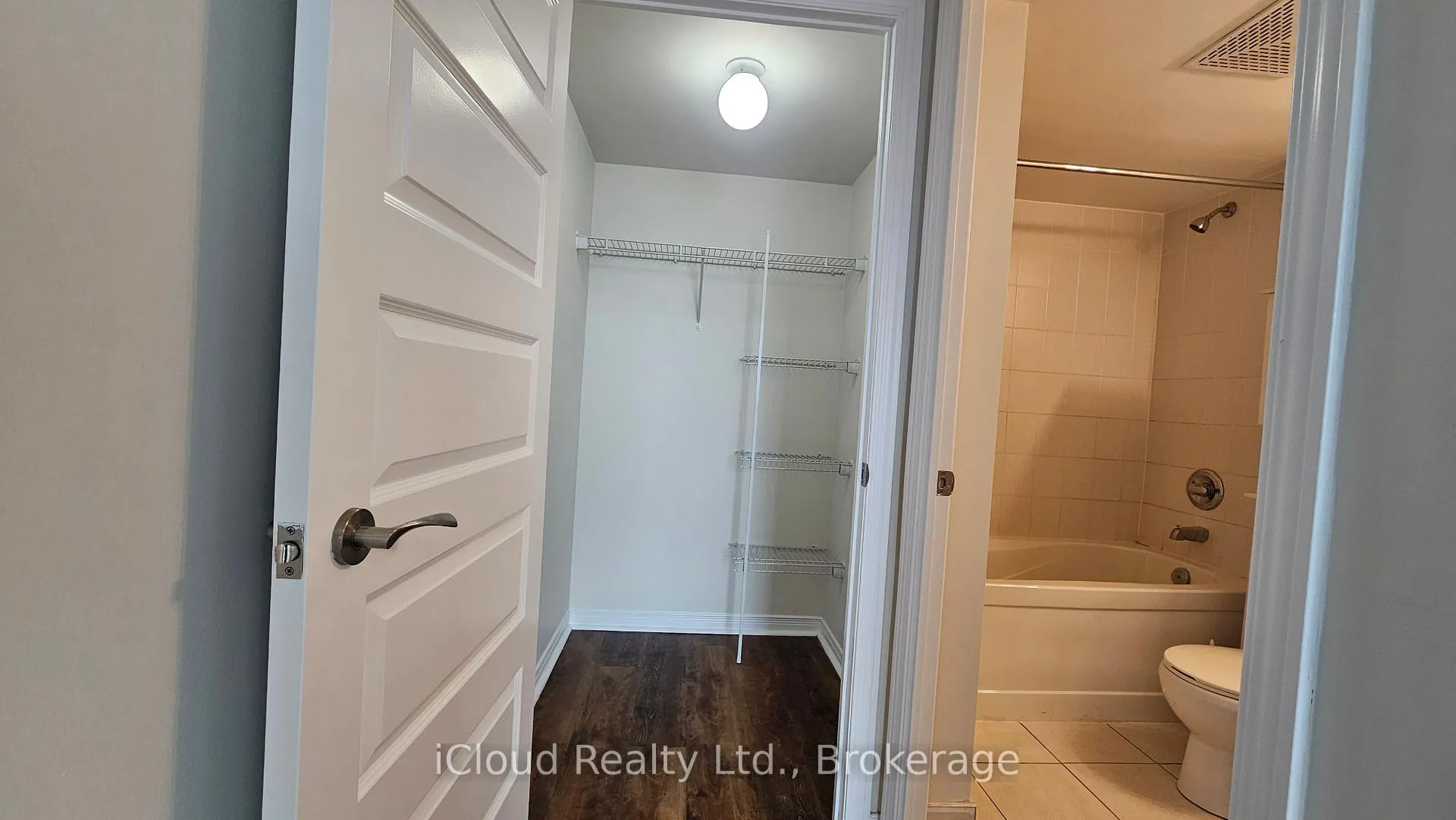 Photo 26 of Unit 2001, 215 Queen Street E, Brampton, Queen Street Corridor — HOMEH