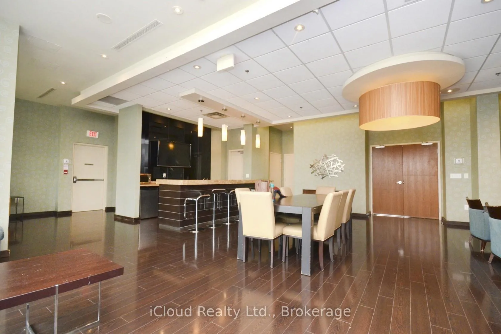 Photo 35 of Unit 2001, 215 Queen Street E, Brampton, Queen Street Corridor — HOMEH