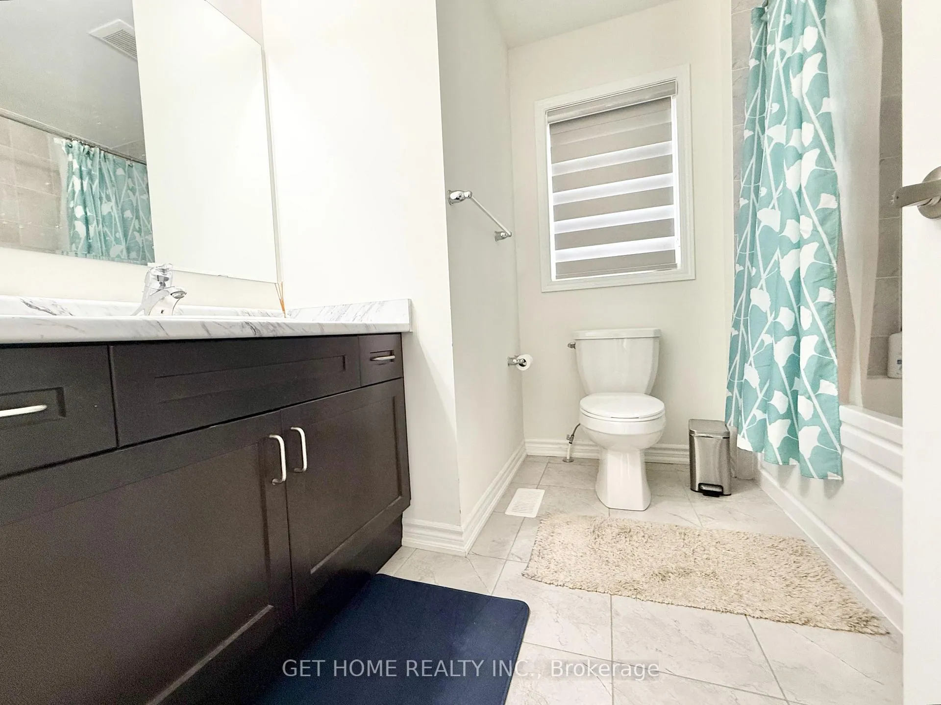 Photo 6 of Unit #Main, 8 Doluci Crescent, Brampton, Fletcher's Meadow — HOMEH