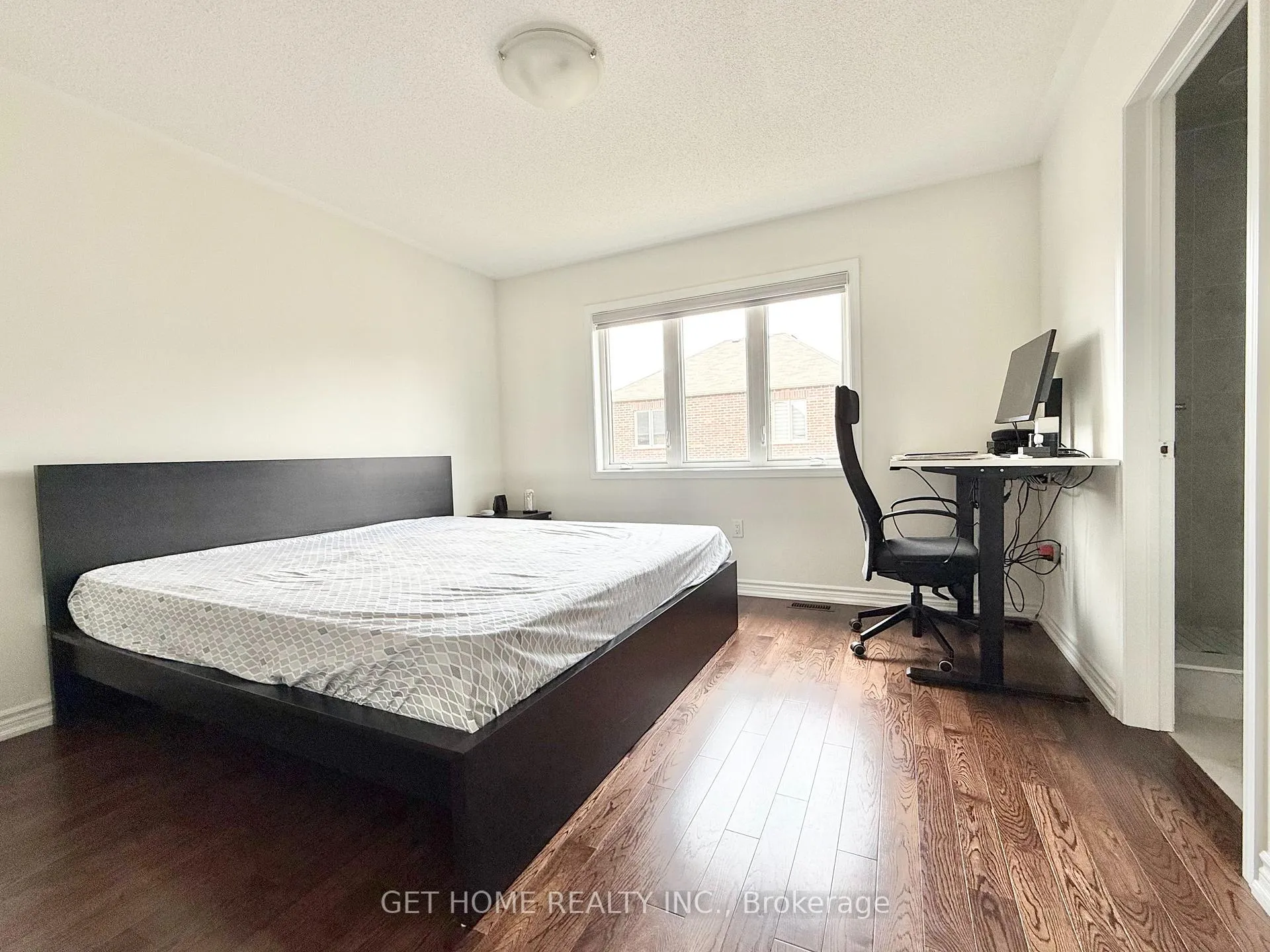 Photo 13 of Unit #Main, 8 Doluci Crescent, Brampton, Fletcher's Meadow — HOMEH