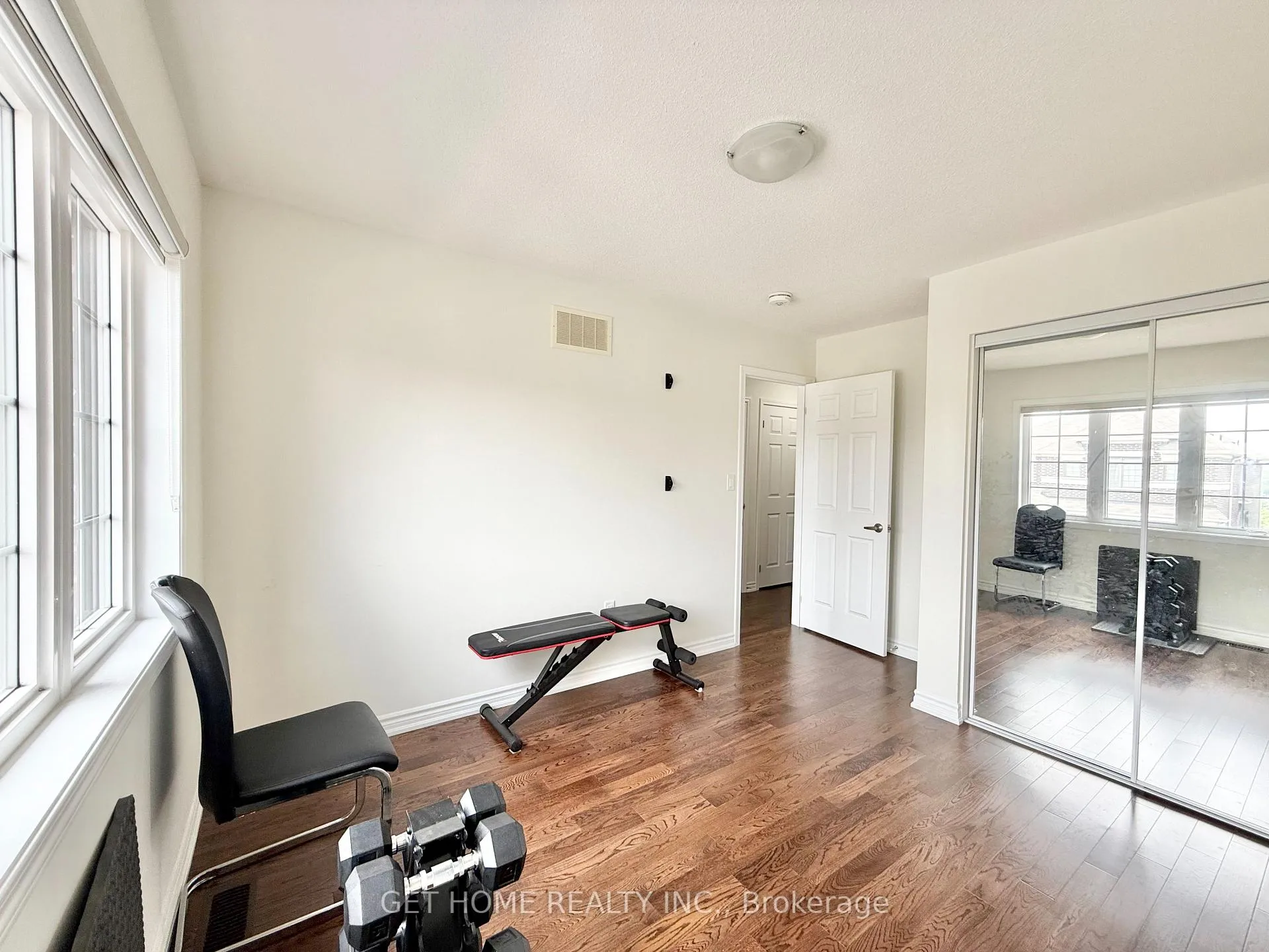 Photo 15 of Unit #Main, 8 Doluci Crescent, Brampton, Fletcher's Meadow — HOMEH