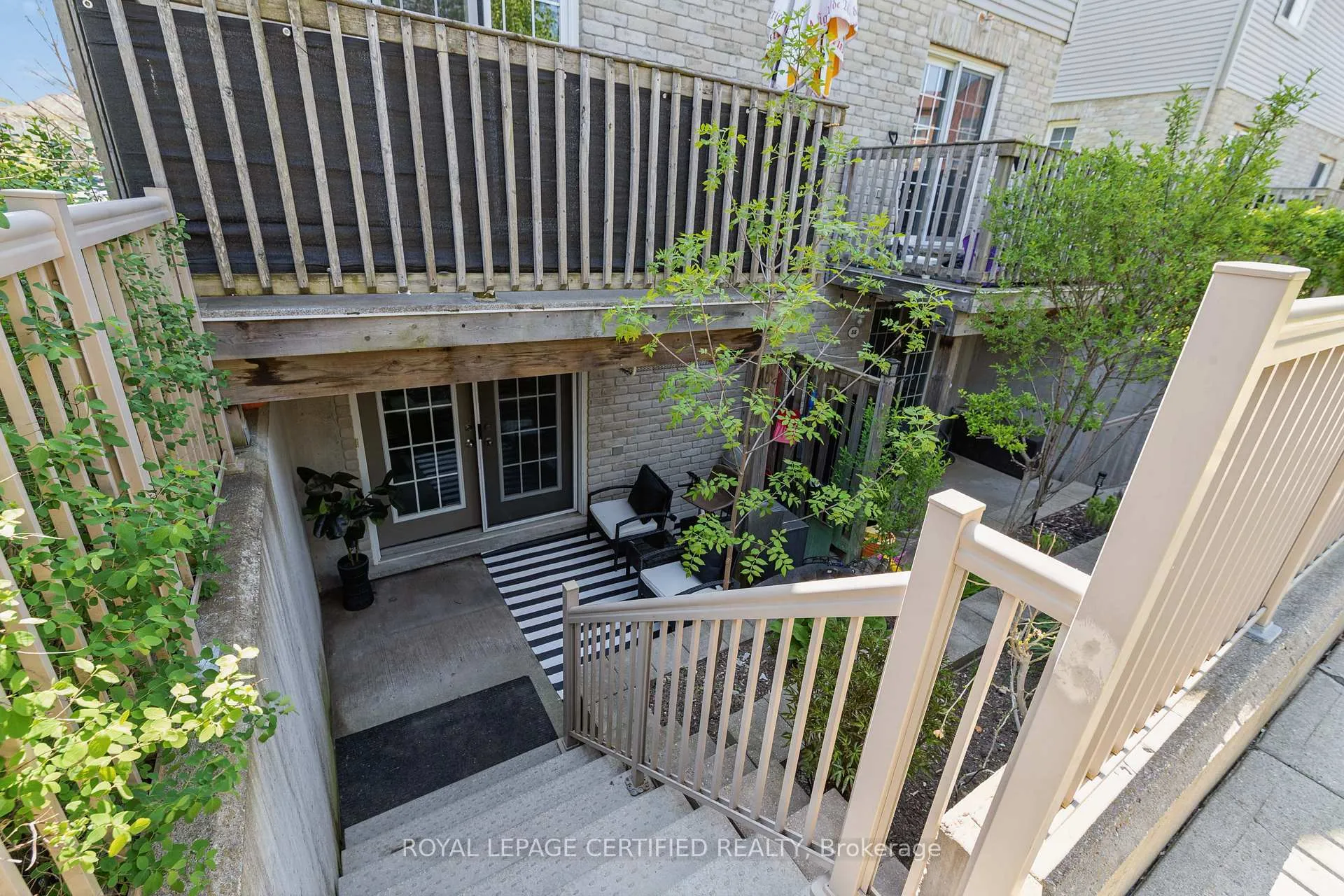 Photo 2 of Unit 60, 35 Mountford Drive, Guelph, Grange Road — HOMEH