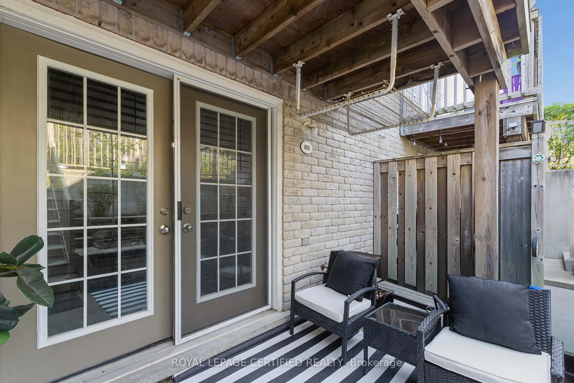 Photo 4 of Unit 60, 35 Mountford Drive, Guelph, Grange Road — HOMEH