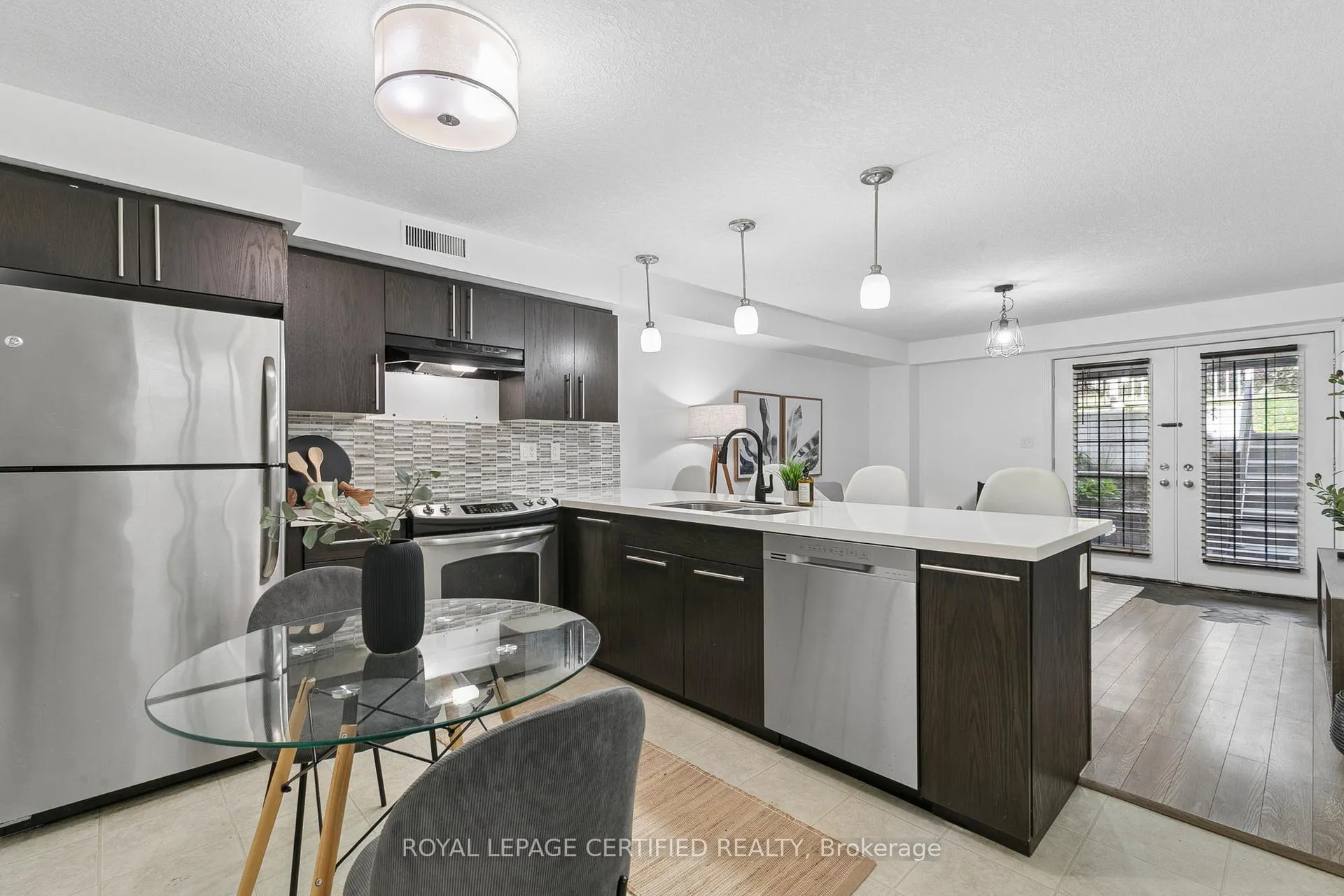 Photo 10 of Unit 60, 35 Mountford Drive, Guelph, Grange Road — HOMEH