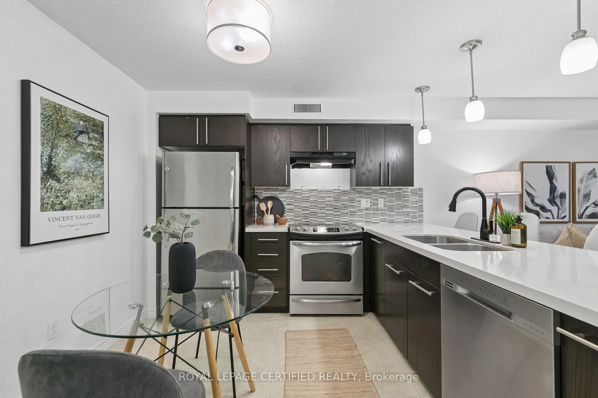 Photo 11 of Unit 60, 35 Mountford Drive, Guelph, Grange Road — HOMEH