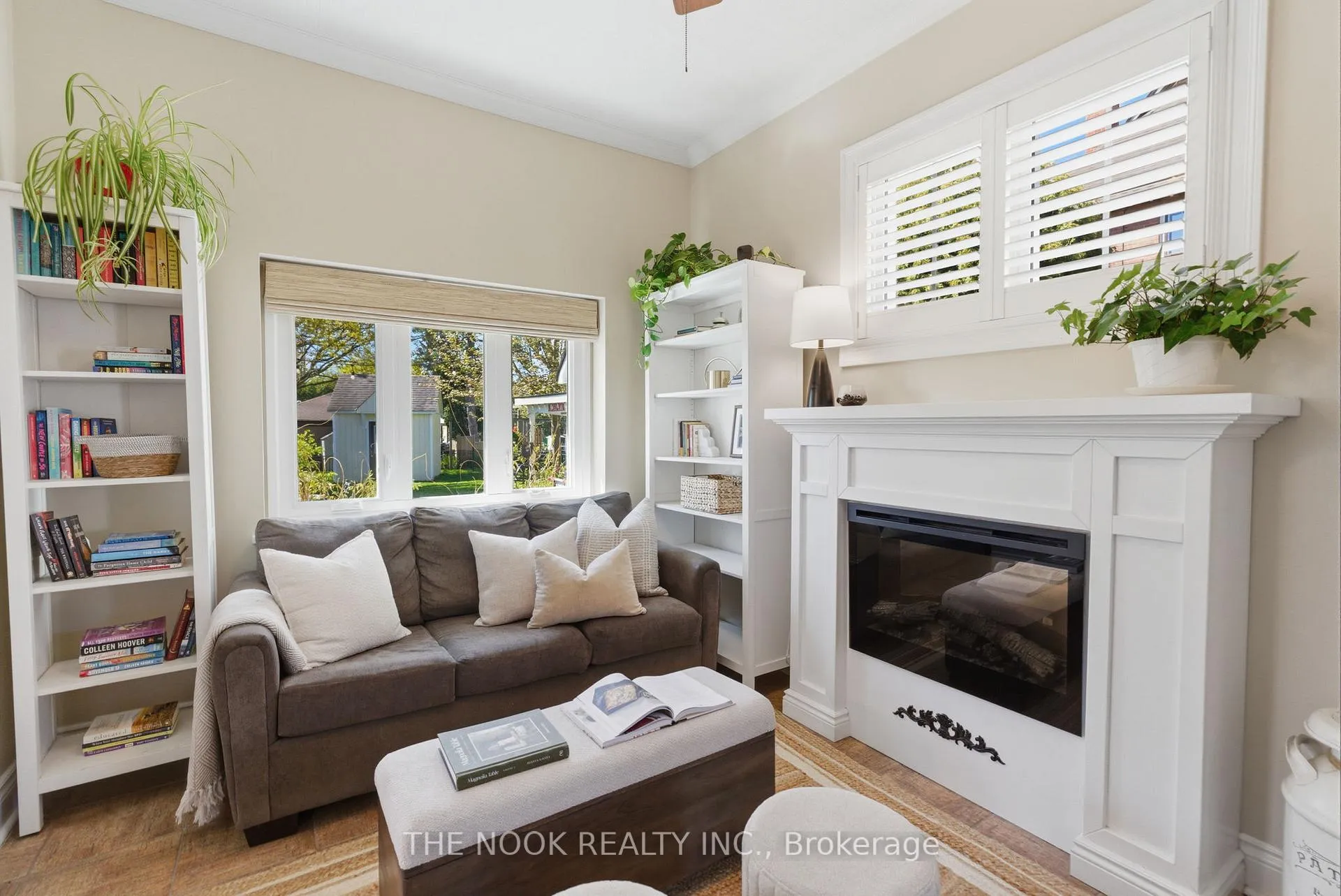 Photo 10 of 17 Lover's Lane, Clarington, Bowmanville — HOMEH