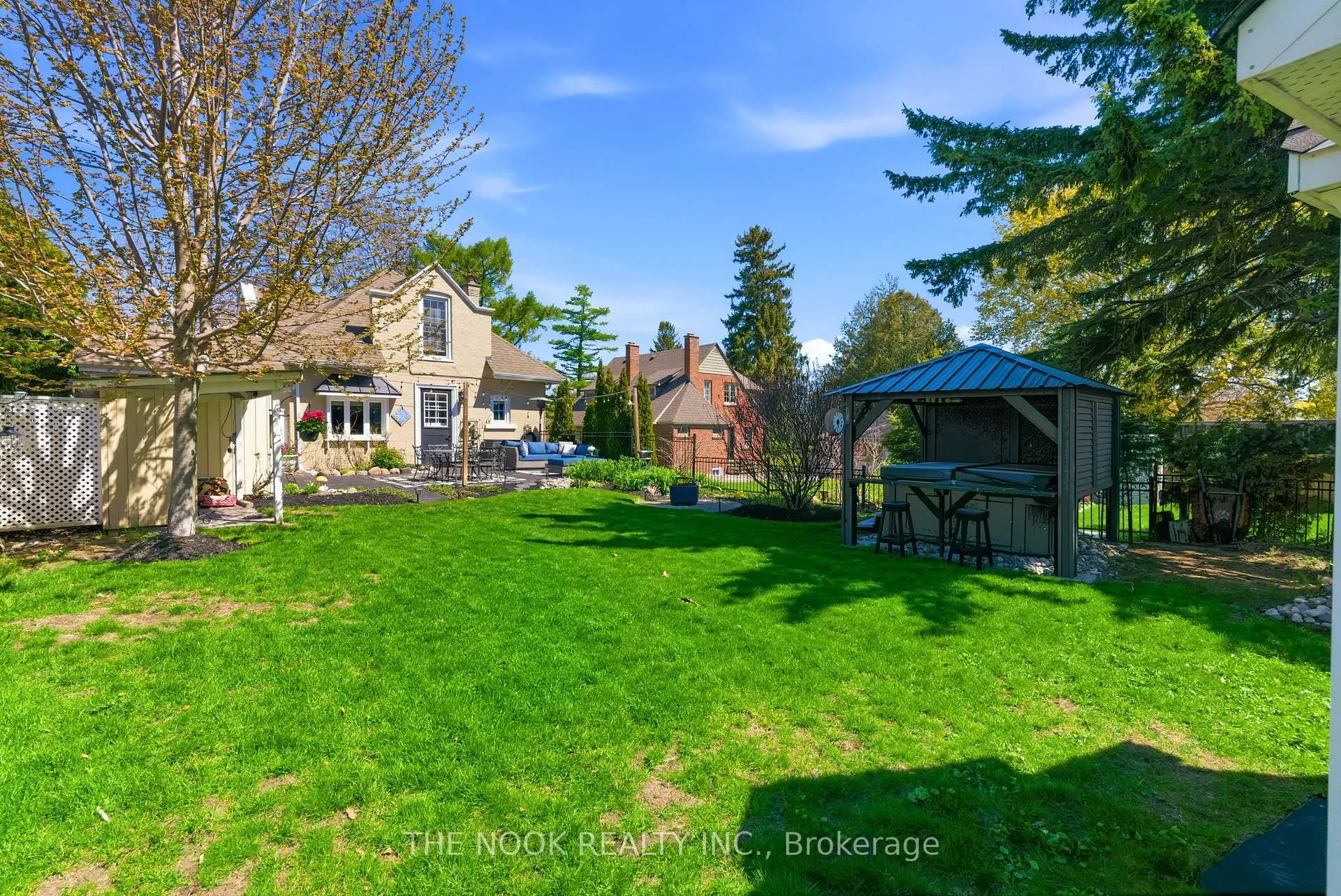 Photo 47 of 17 Lover's Lane, Clarington, Bowmanville — HOMEH
