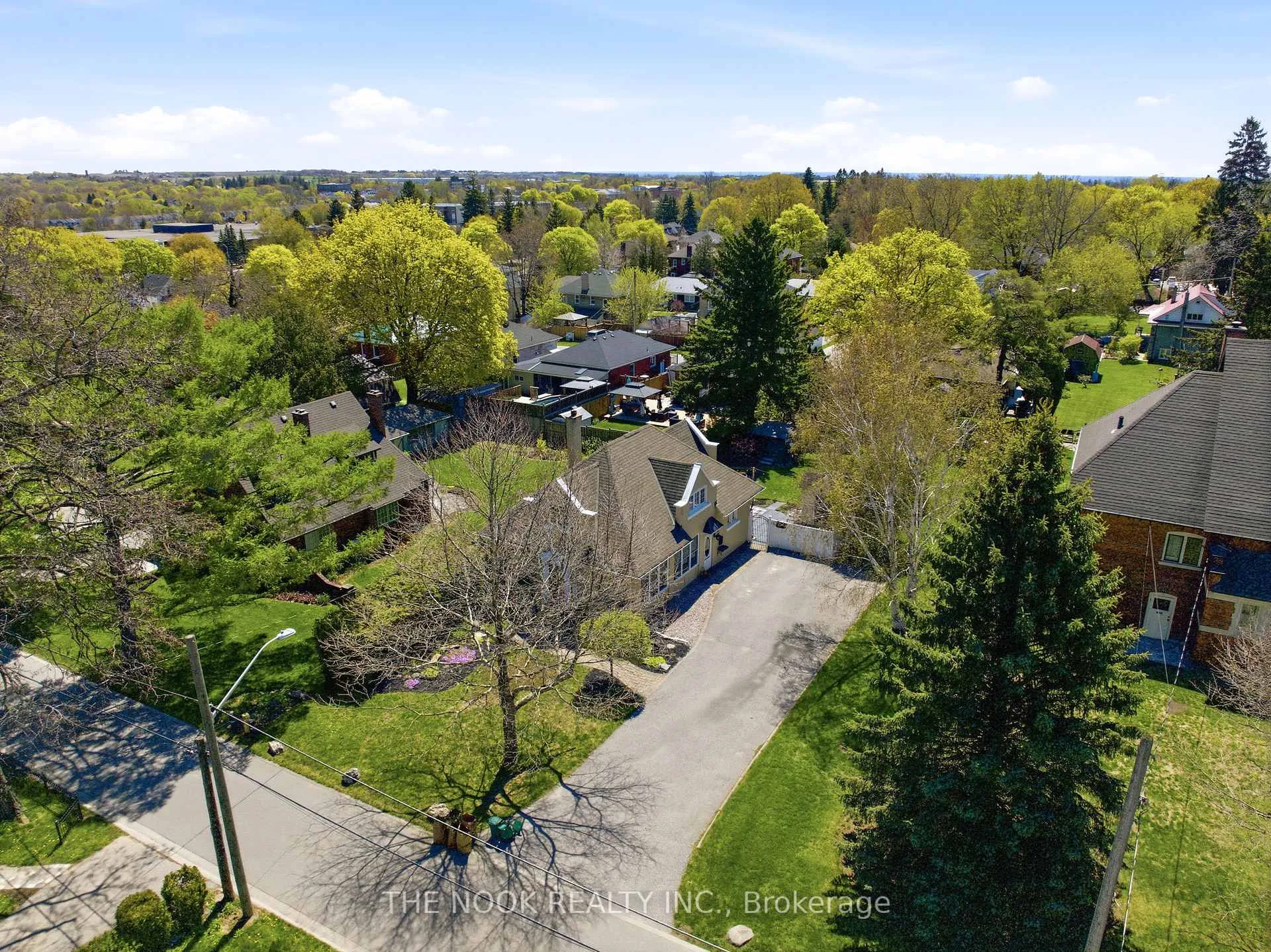 Photo 48 of 17 Lover's Lane, Clarington, Bowmanville — HOMEH