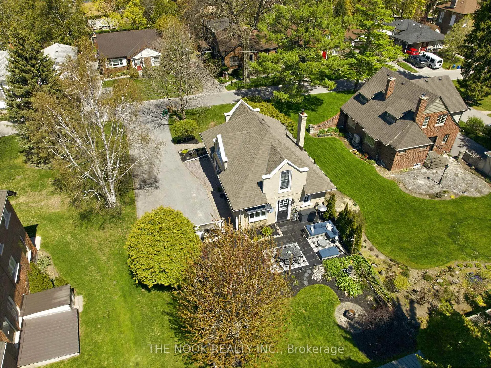 Photo 50 of 17 Lover's Lane, Clarington, Bowmanville — HOMEH