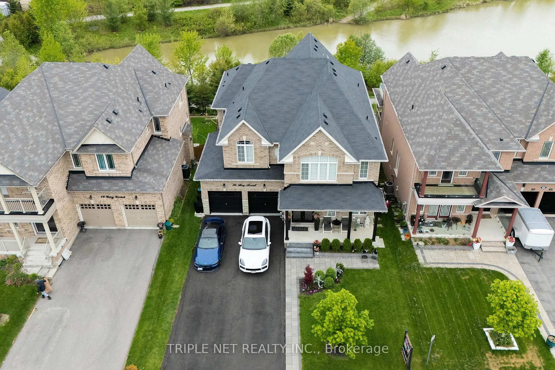 Photo 3 of 16 Roy Road, New Tecumseth, Tottenham — HOMEH