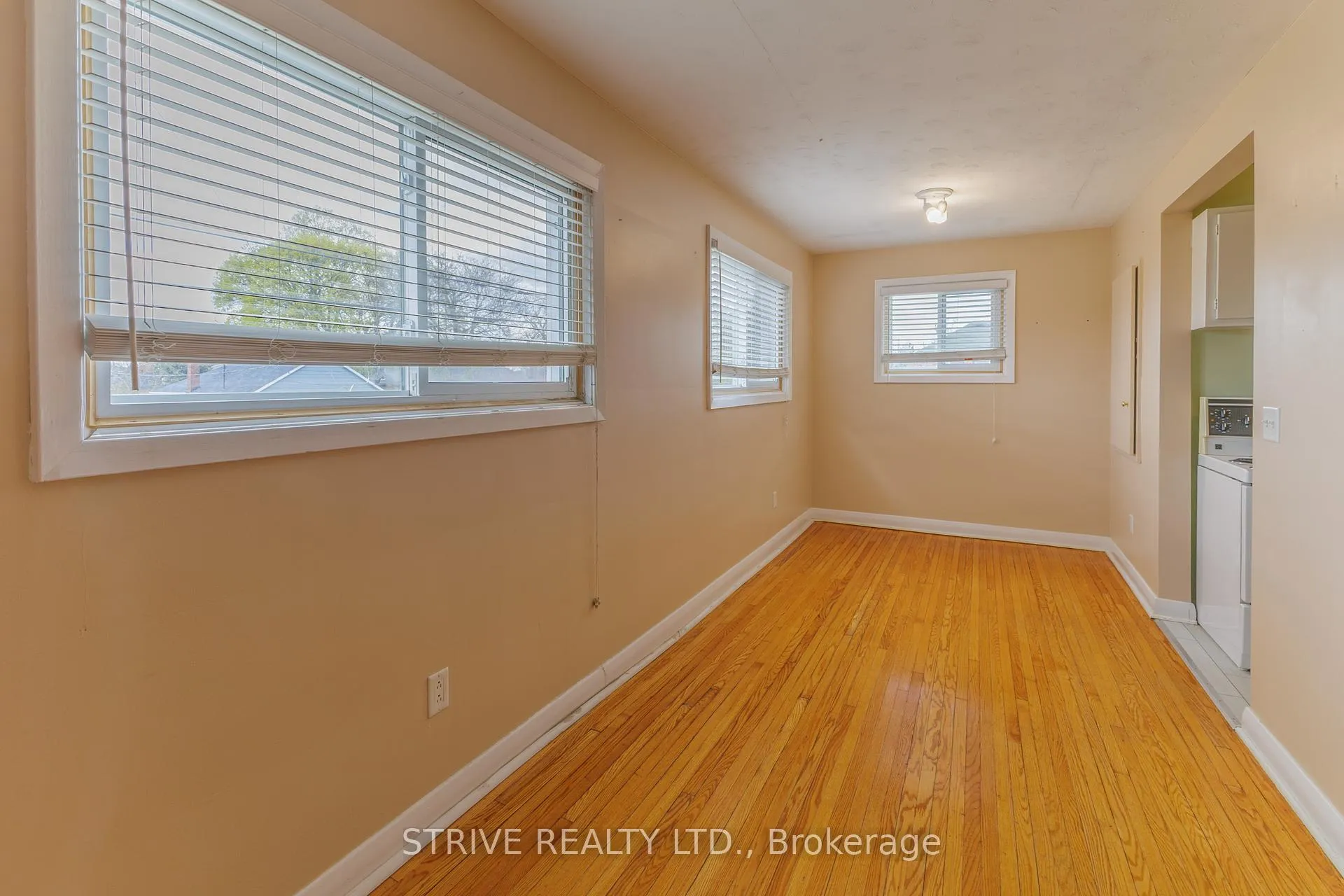 Photo 5 of Unit 1, 463 Bond Street E, Oshawa, O'Neill — HOMEH