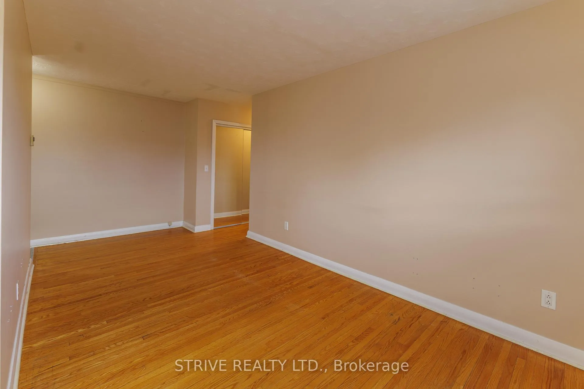 Photo 6 of Unit 1, 463 Bond Street E, Oshawa, O'Neill — HOMEH