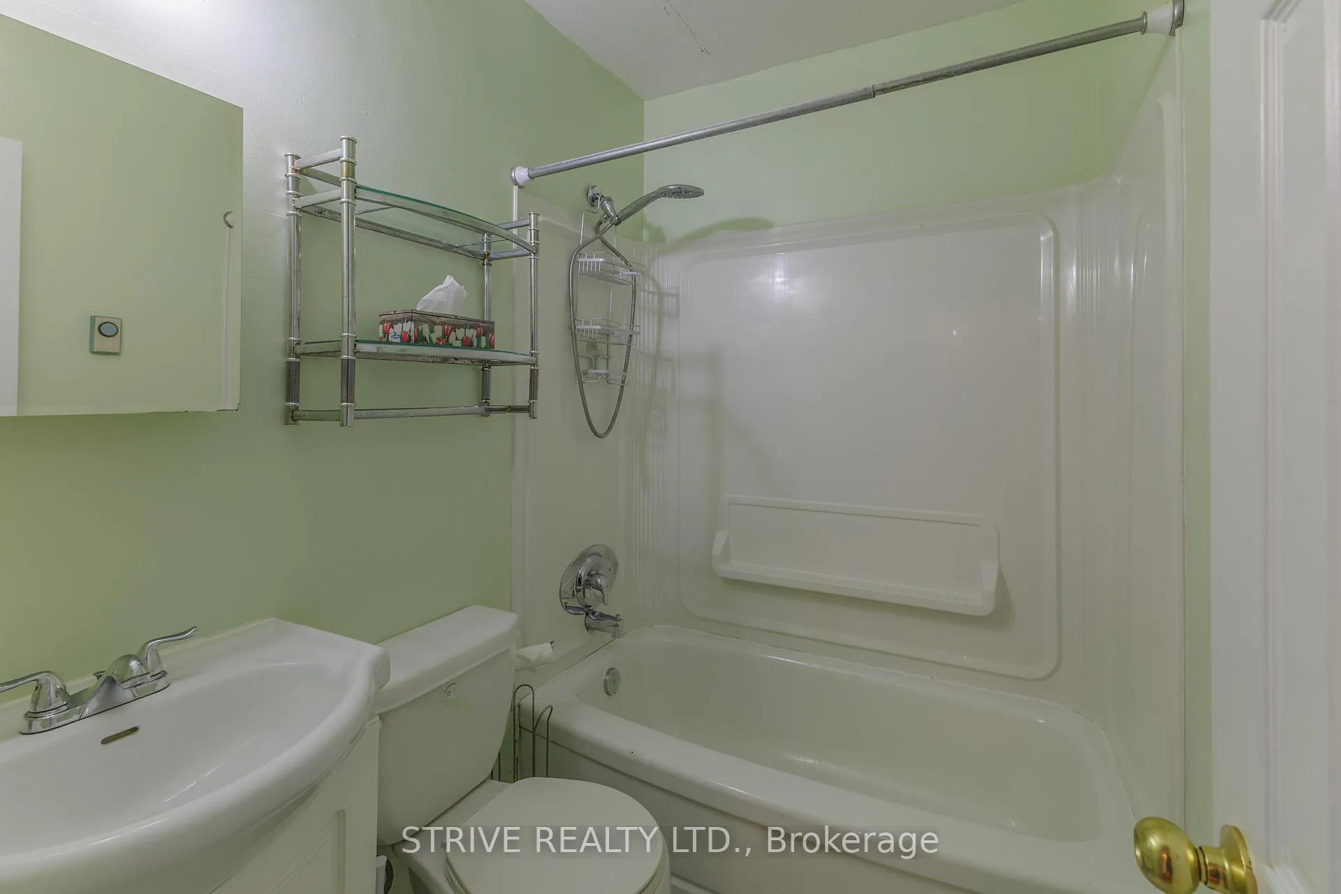 Photo 13 of Unit 1, 463 Bond Street E, Oshawa, O'Neill — HOMEH